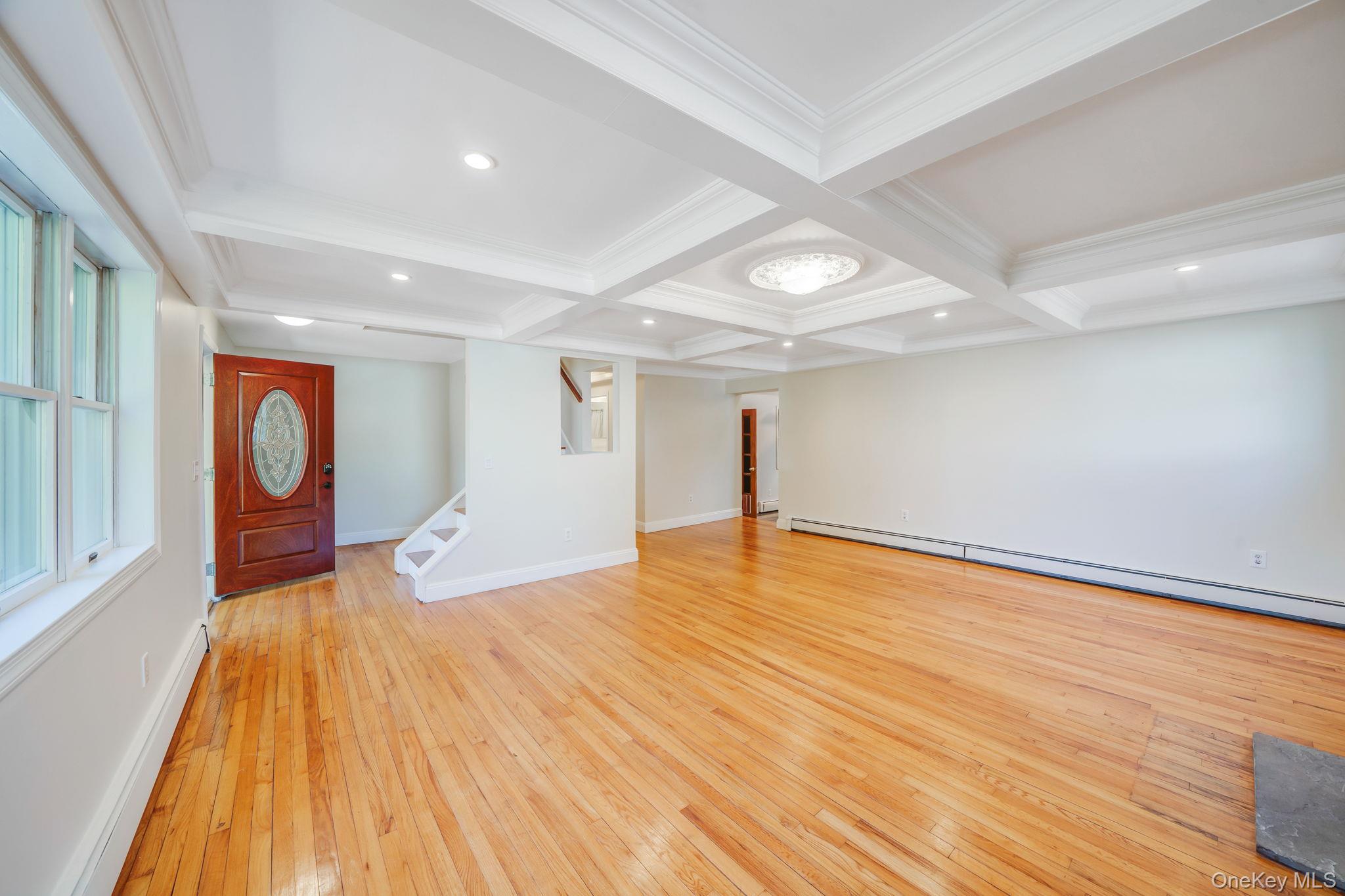 32 Williams Avenue, Holtsville, NY 11742