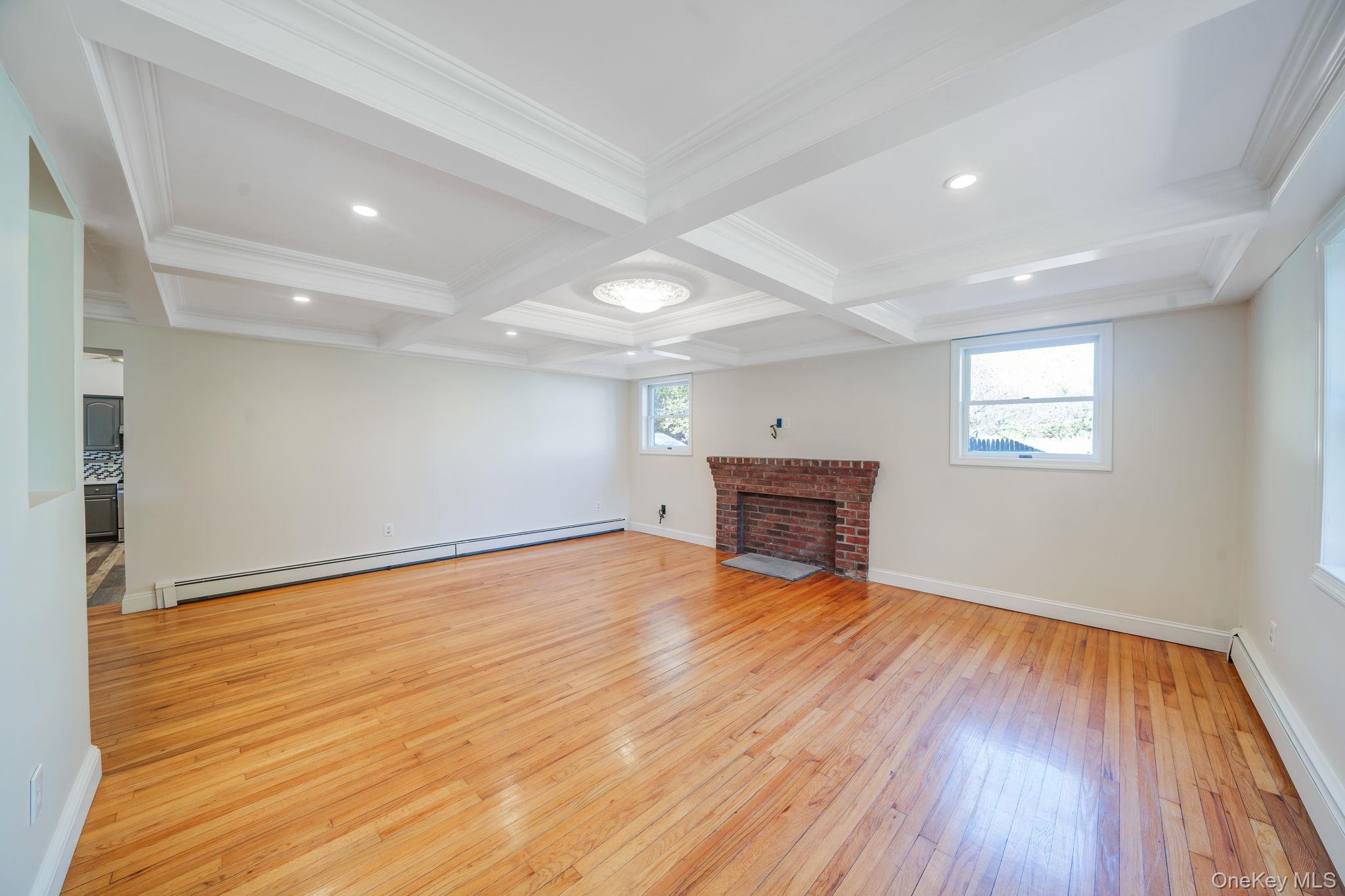 32 Williams Avenue, Holtsville, NY 11742