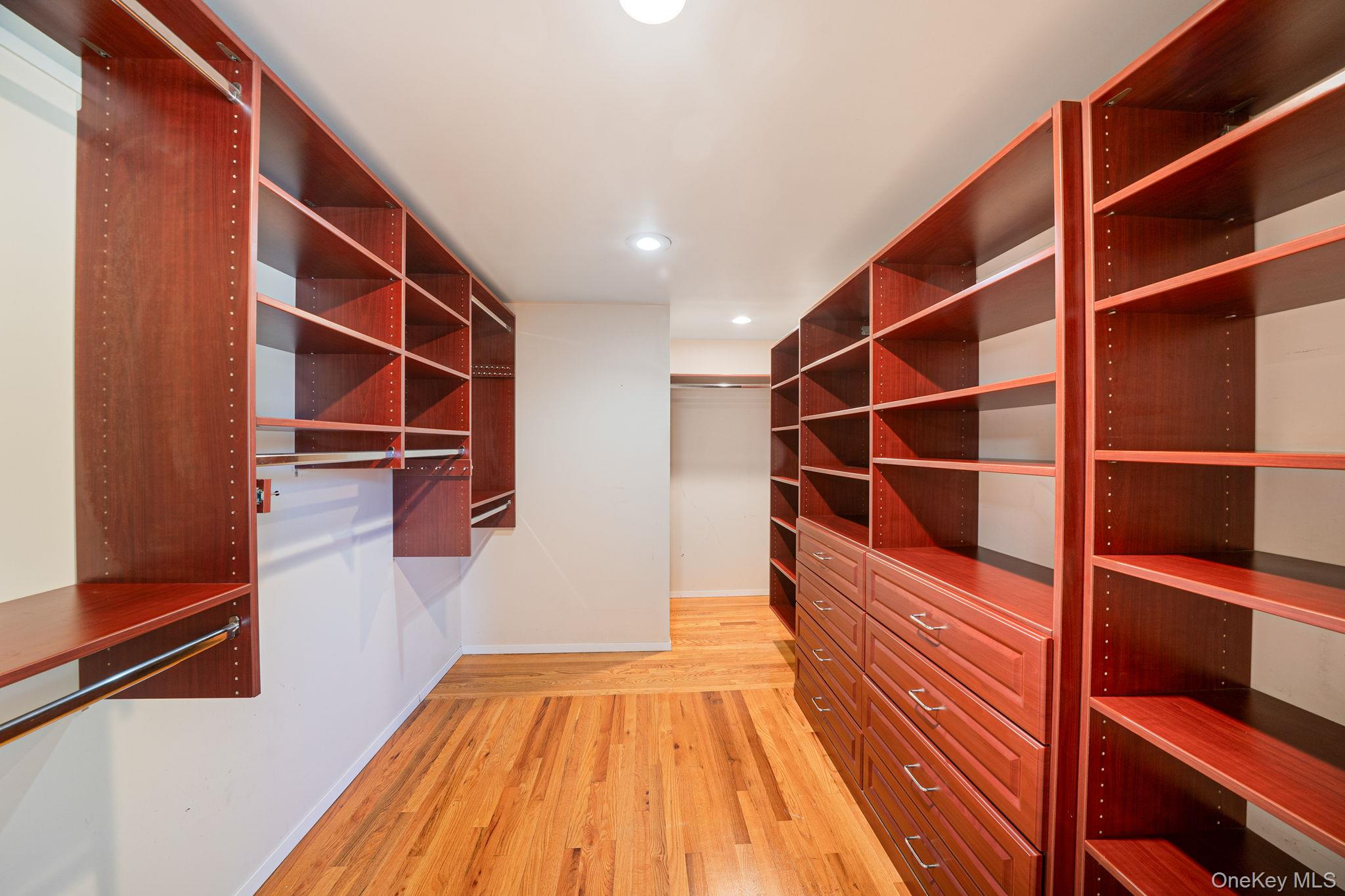 32 Williams Avenue, Holtsville, NY 11742