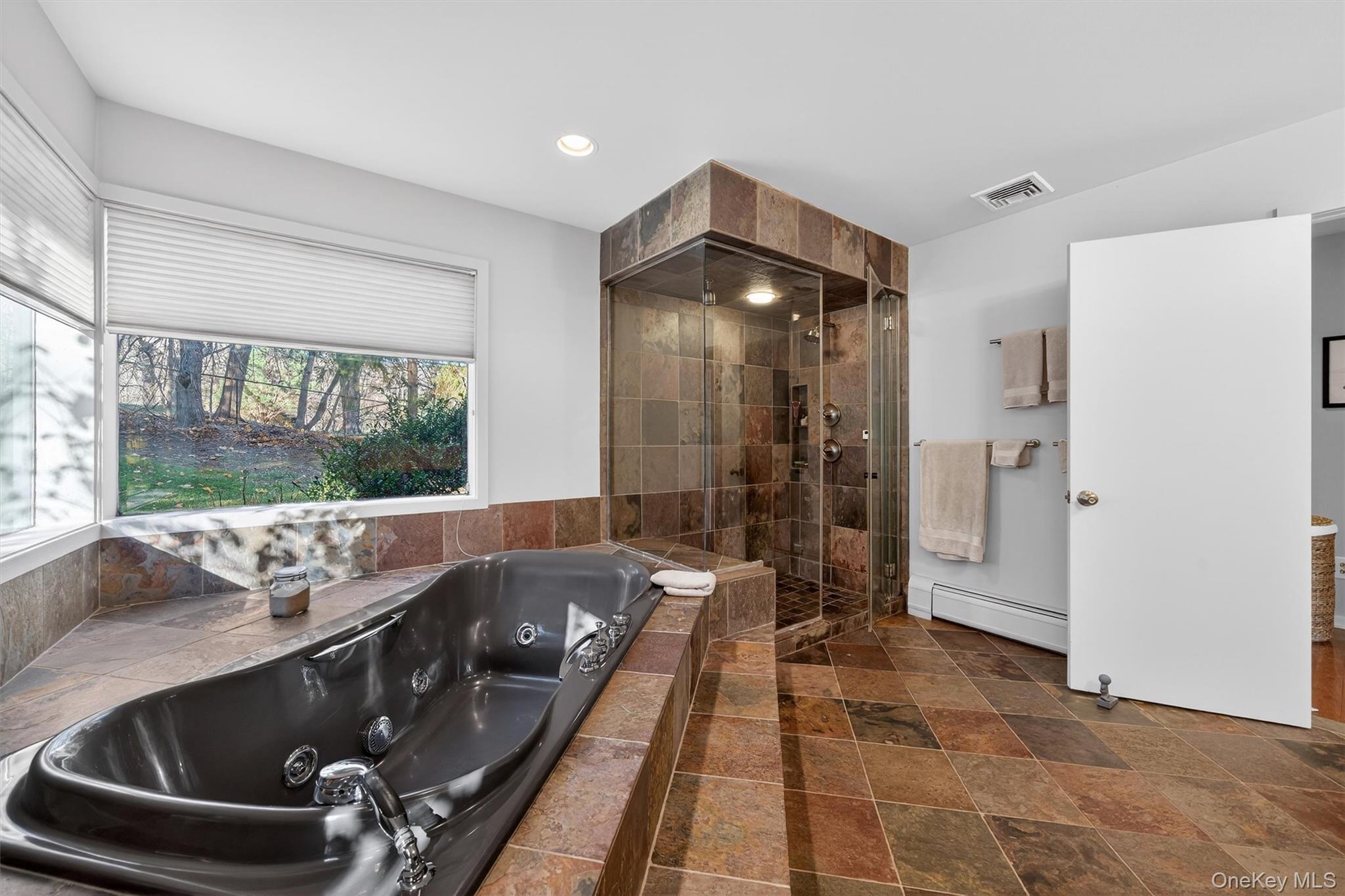 13 Zeck Court, Montebello, NY 10901