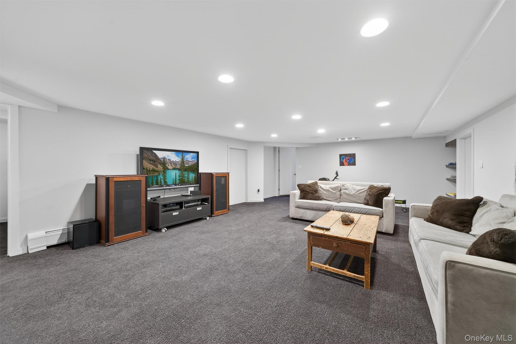 13 Zeck Court, Montebello, NY 10901