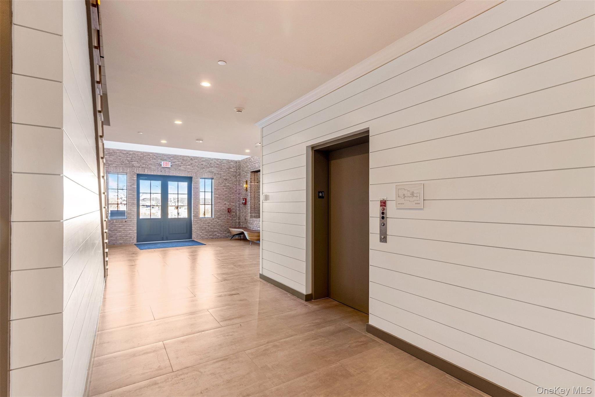 123 Sterling Avenue # 12, Greenport, NY 11944