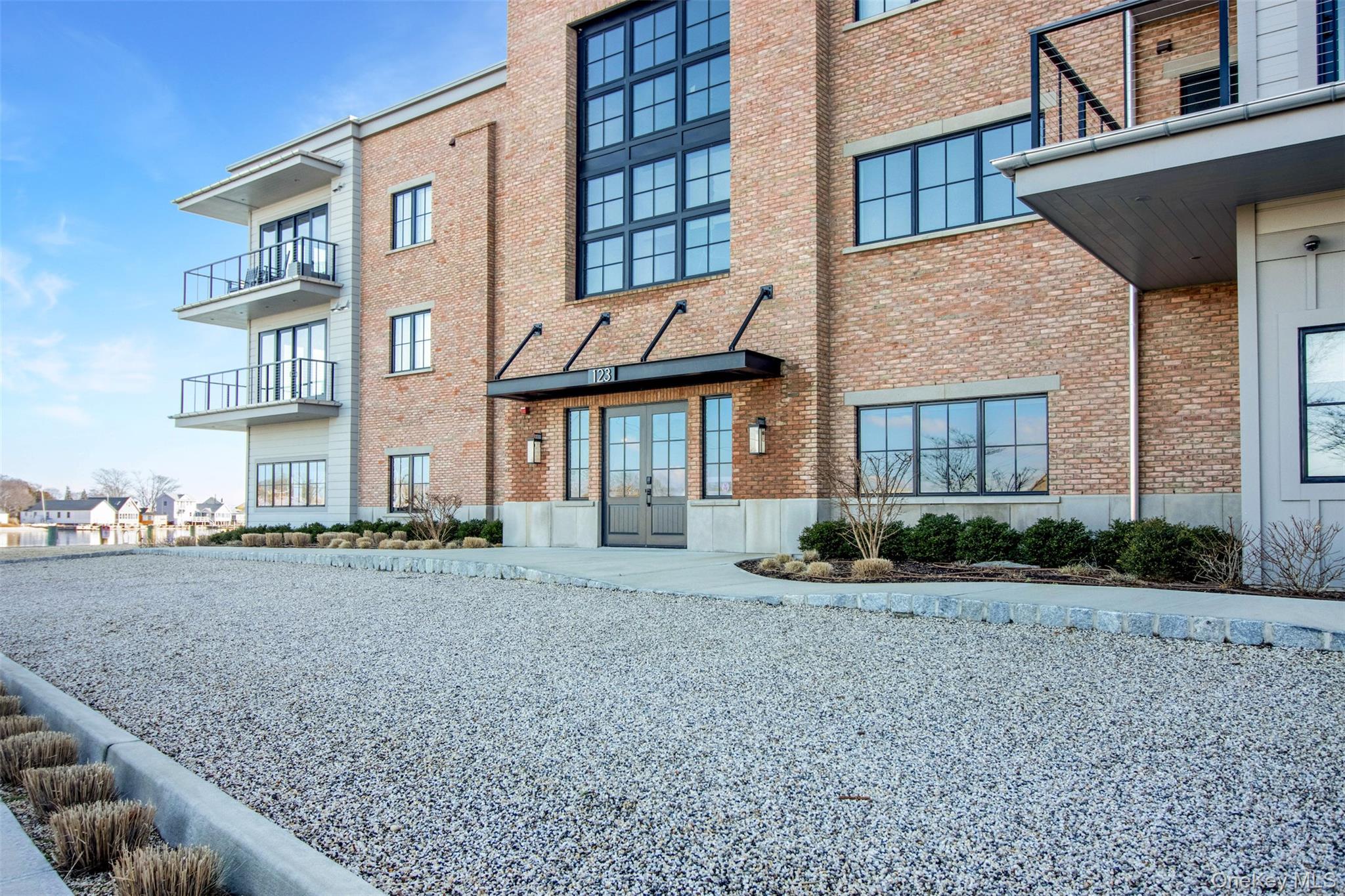 123 Sterling Avenue # 12, Greenport, NY 11944