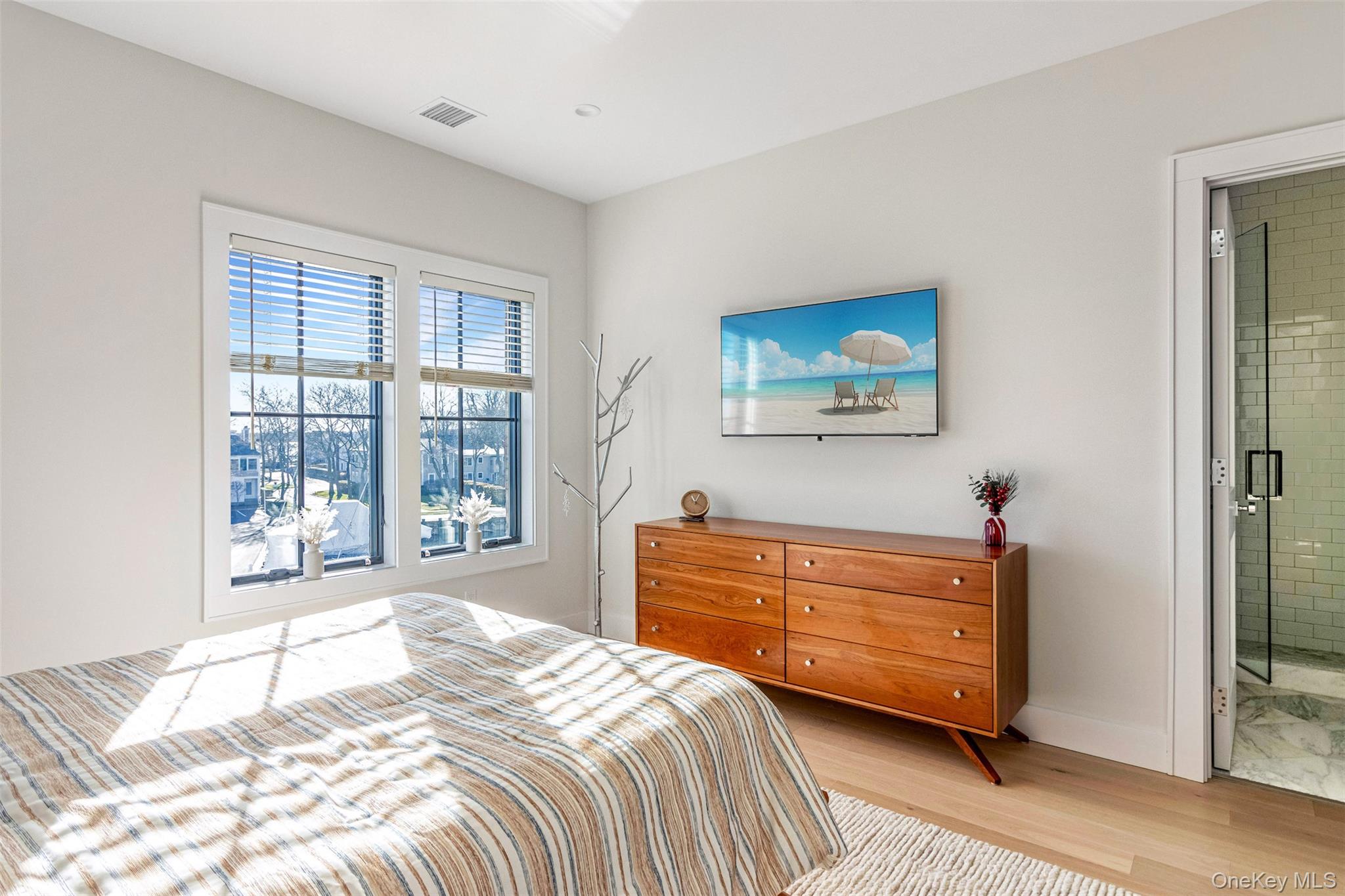 123 Sterling Avenue # 12, Greenport, NY 11944