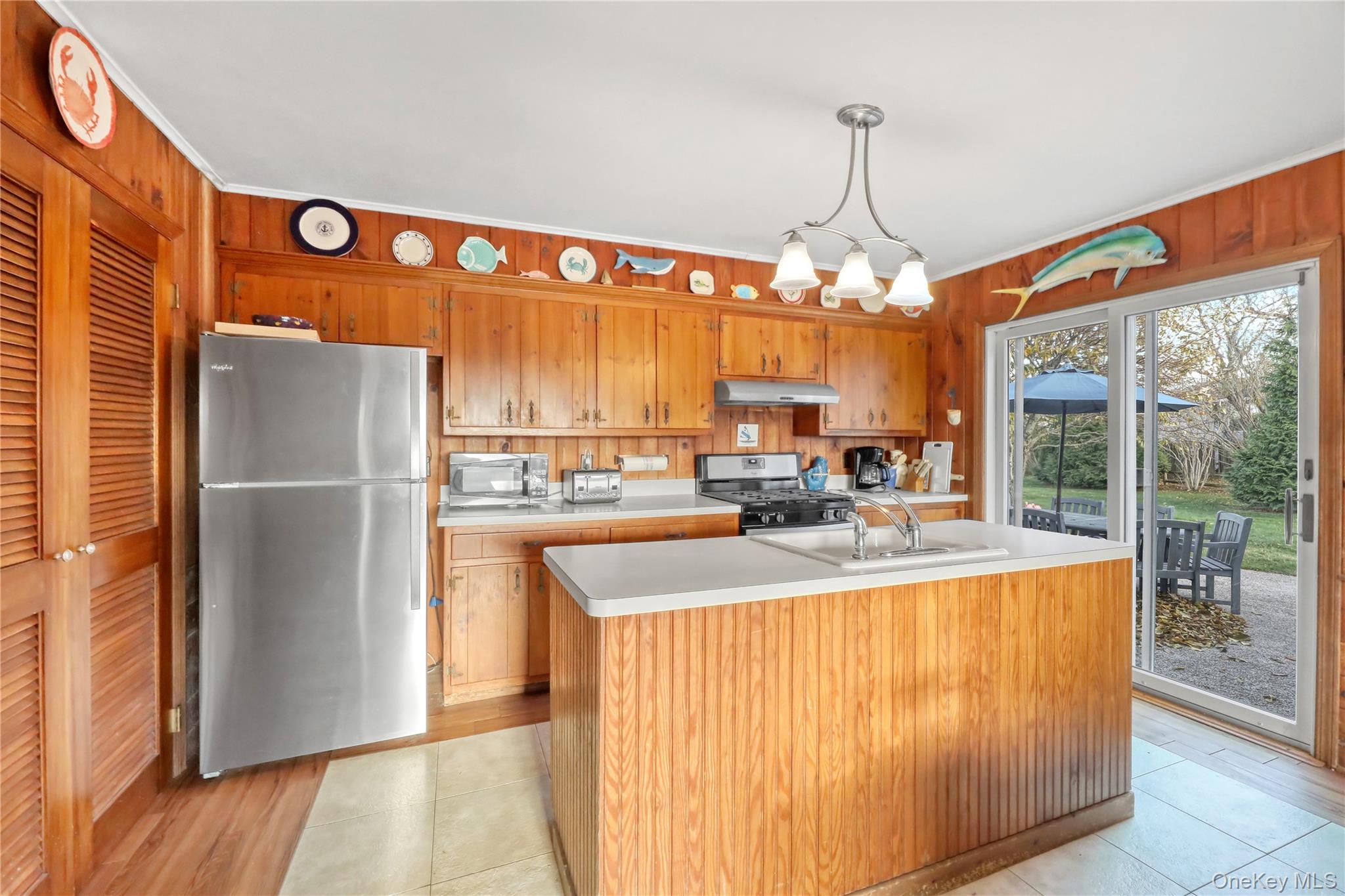 170 Beach Lane, Westhampton Beach, NY 11978