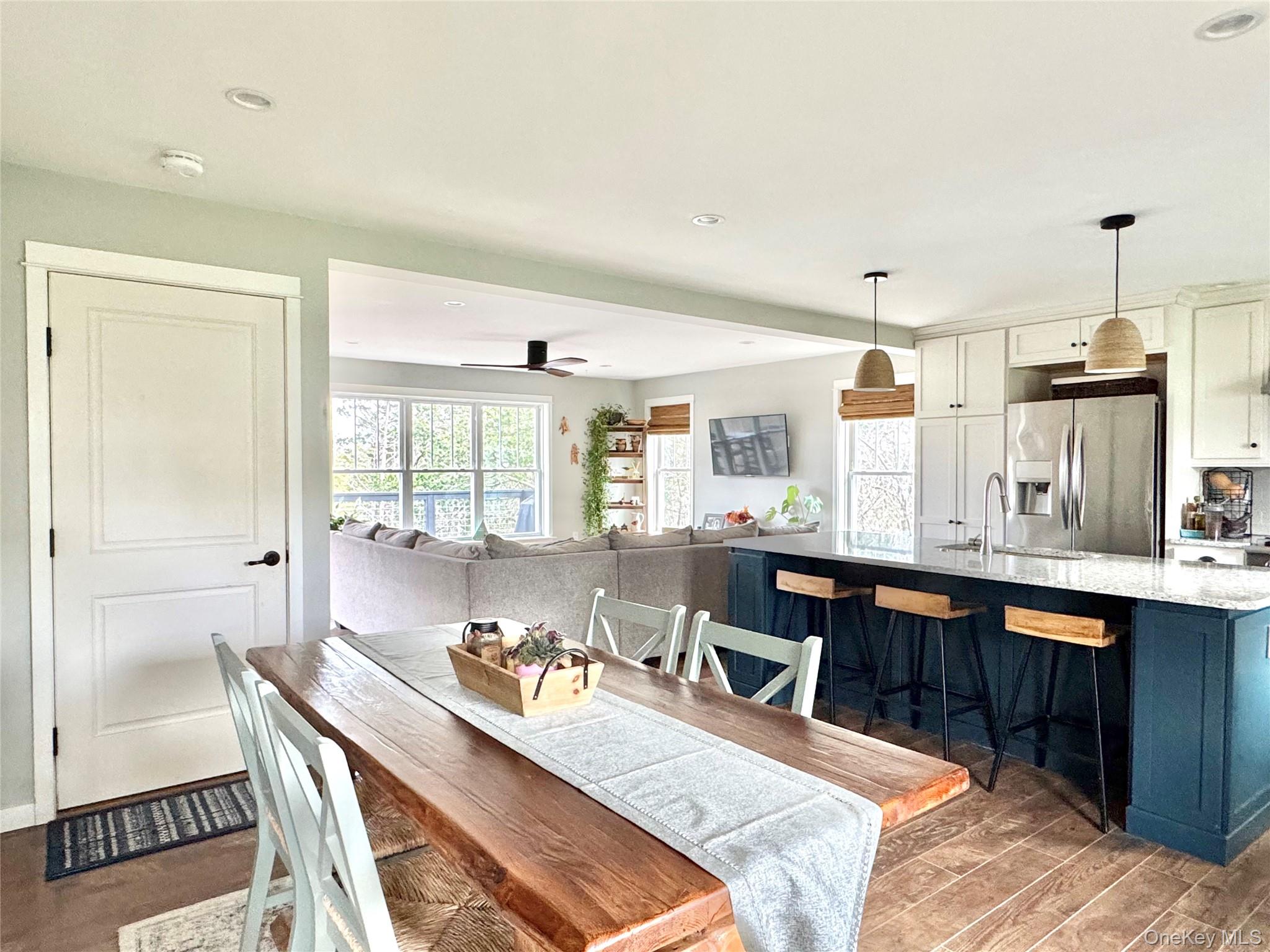 77 Longwood Drive, Athens, NY 12015