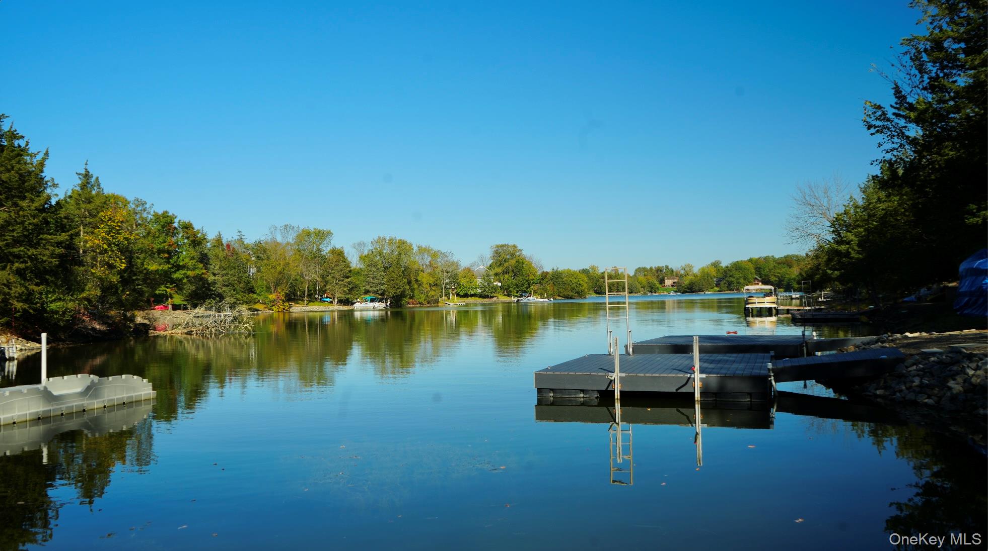 77 Longwood Drive, Athens, NY 12015