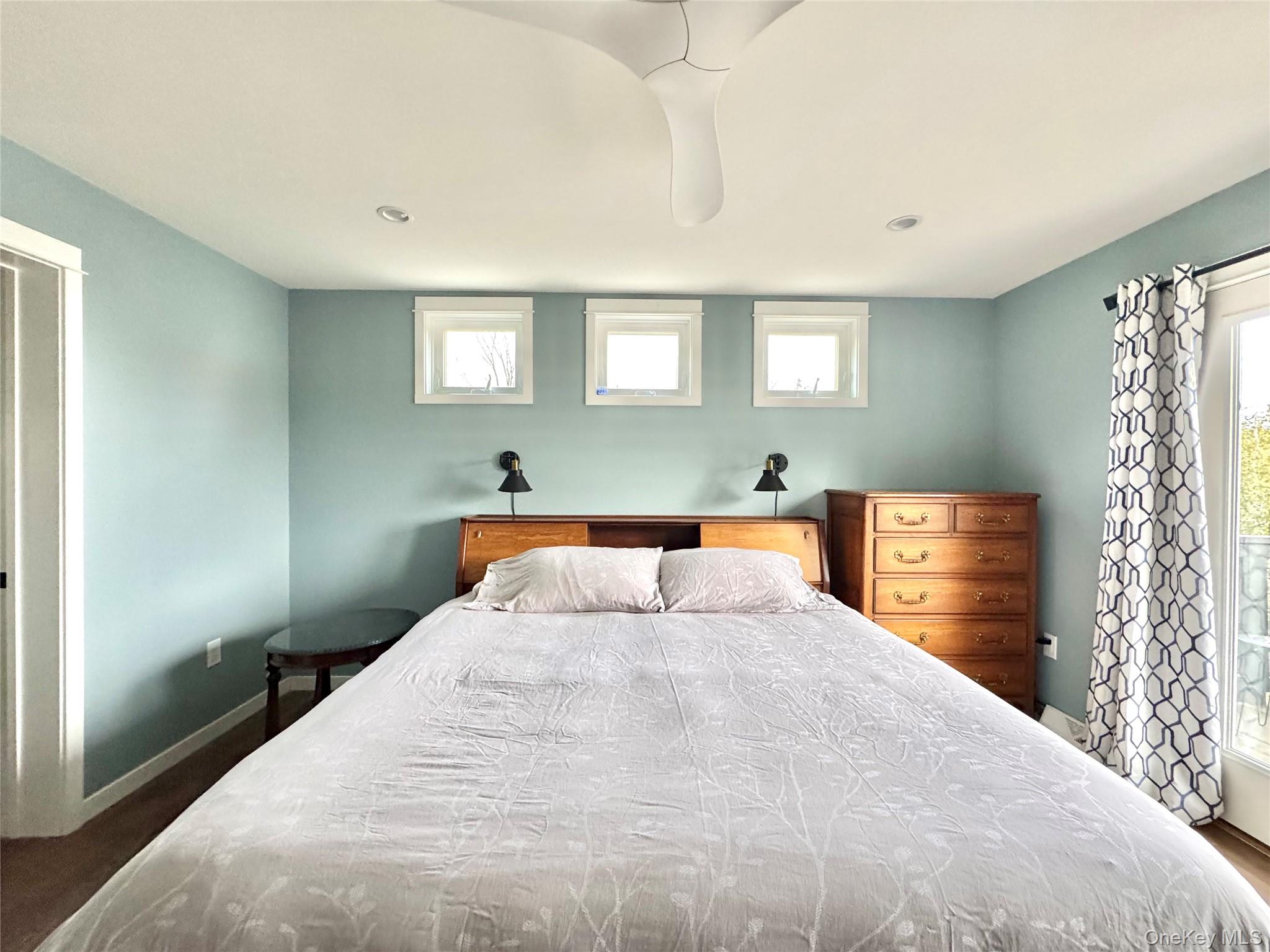 77 Longwood Drive, Athens, NY 12015