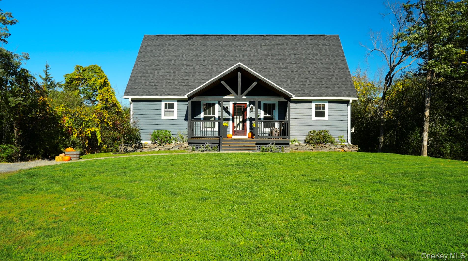 77 Longwood Drive, Athens, NY 12015