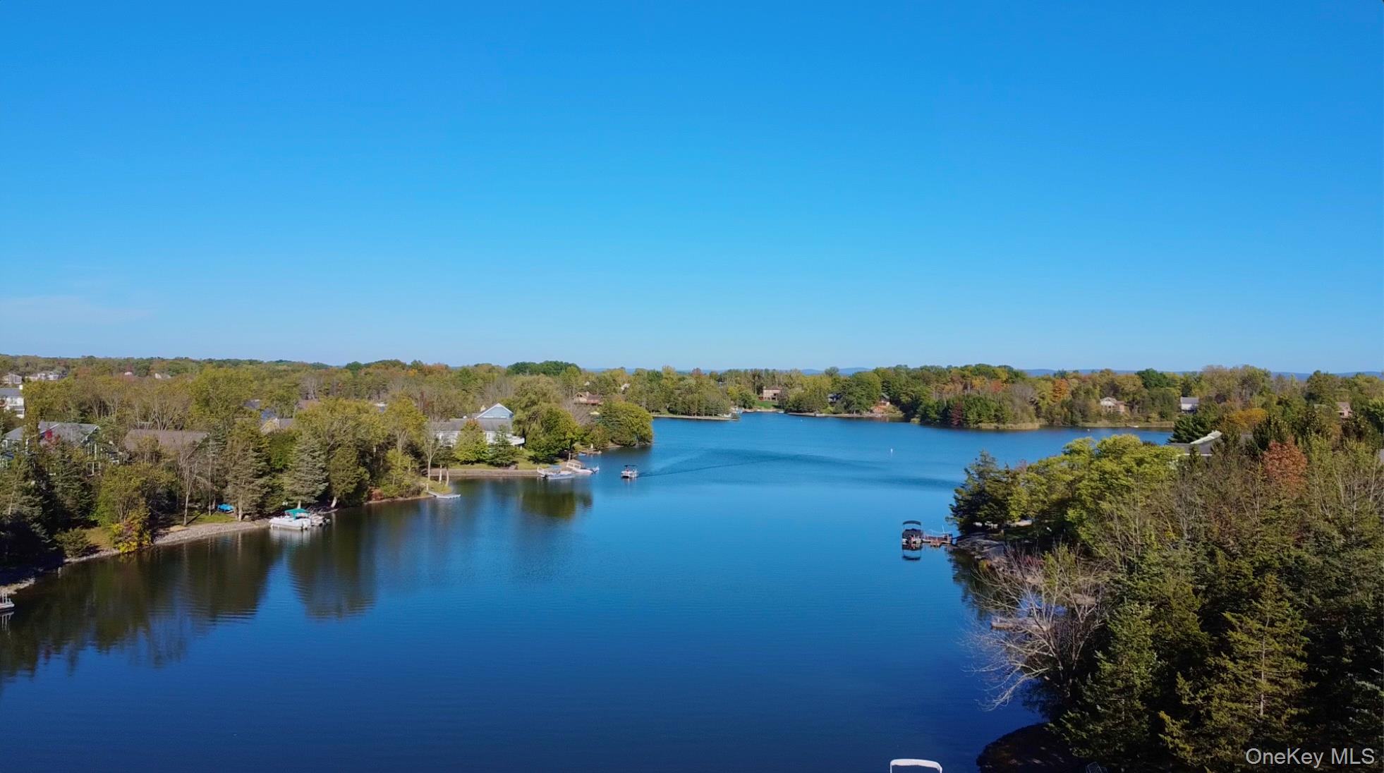 77 Longwood Drive, Athens, NY 12015