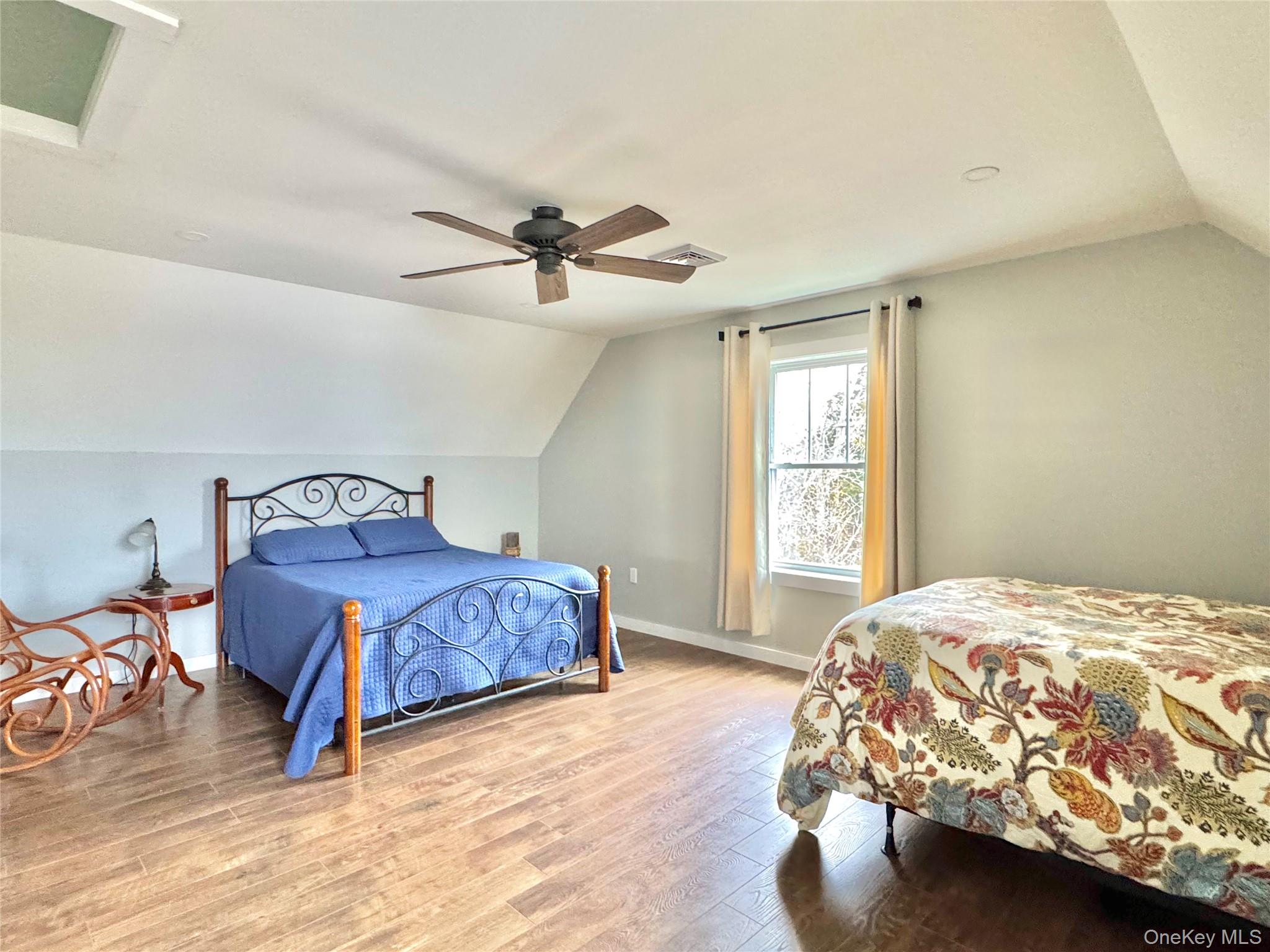 77 Longwood Drive, Athens, NY 12015