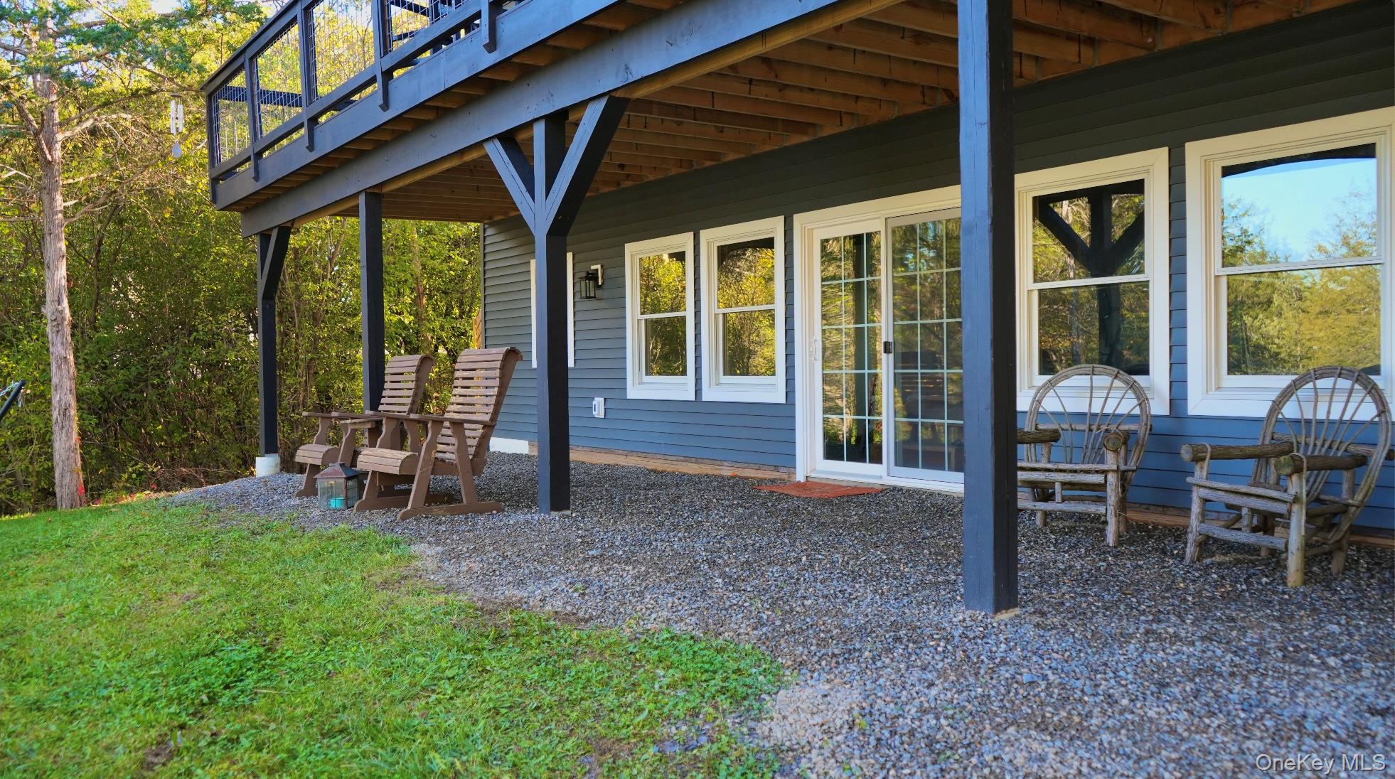 77 Longwood Drive, Athens, NY 12015