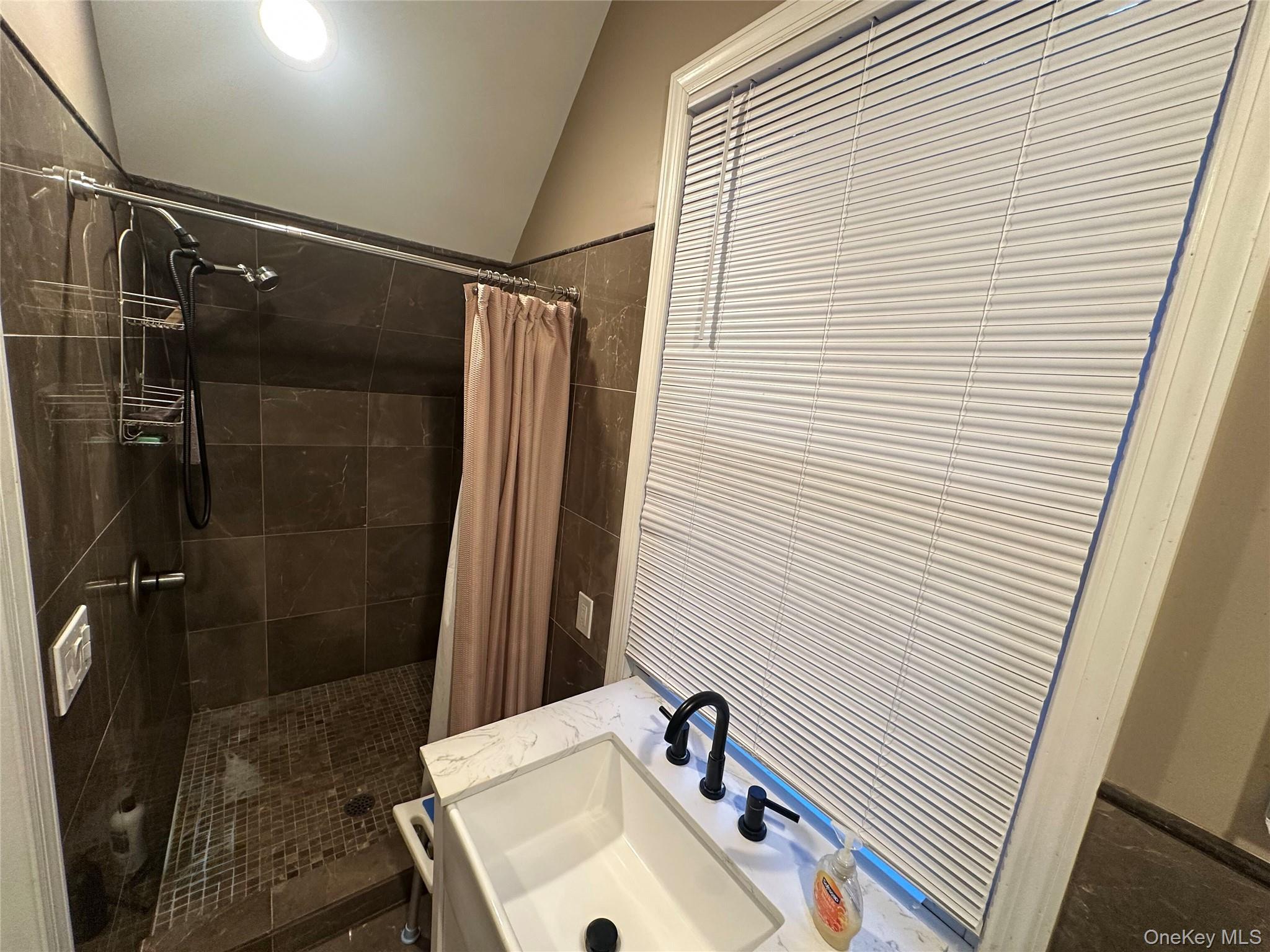 71 Crescent Street, Yaphank, NY 11980