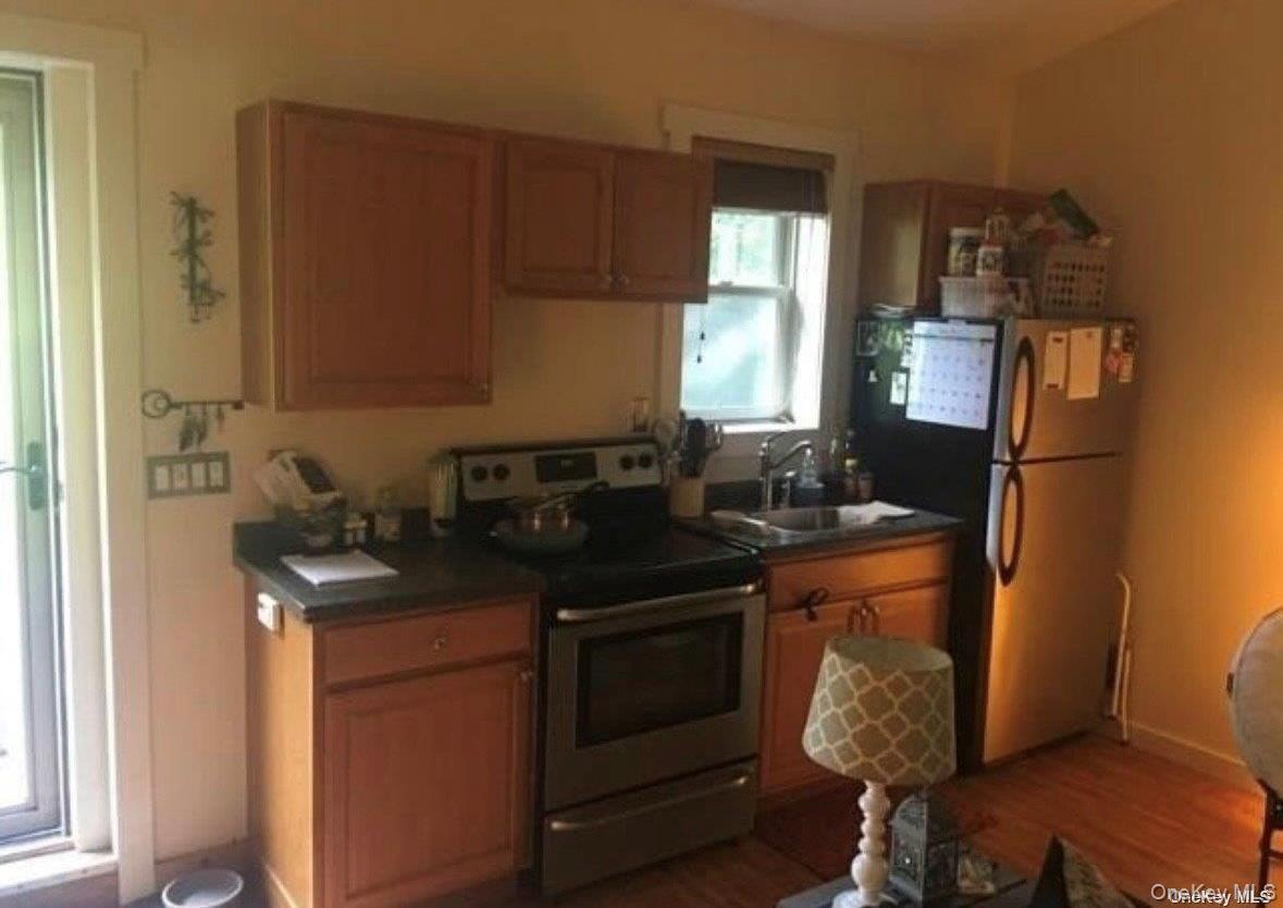 71 Crescent Street, Yaphank, NY 11980