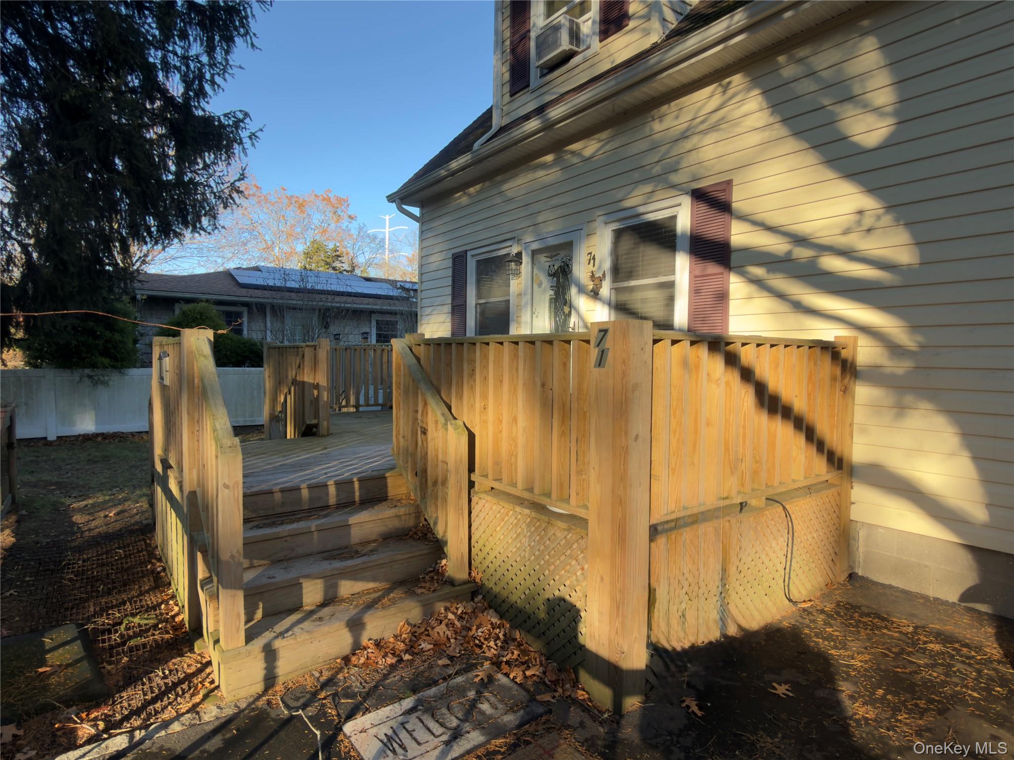 71 Crescent Street, Yaphank, NY 11980