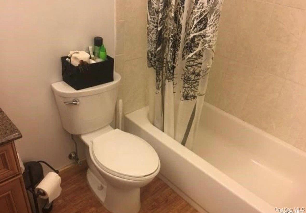 71 Crescent Street, Yaphank, NY 11980