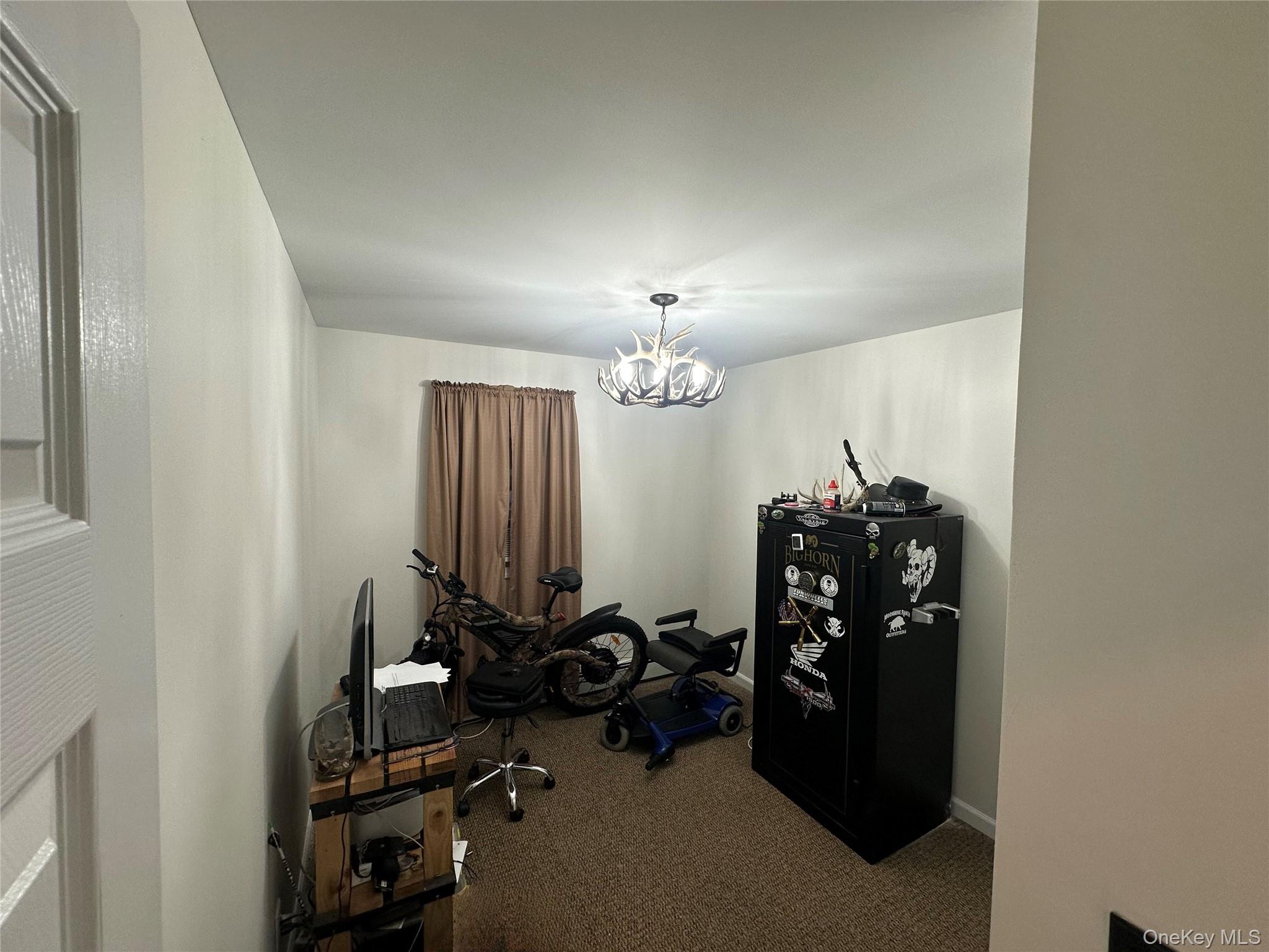 71 Crescent Street, Yaphank, NY 11980