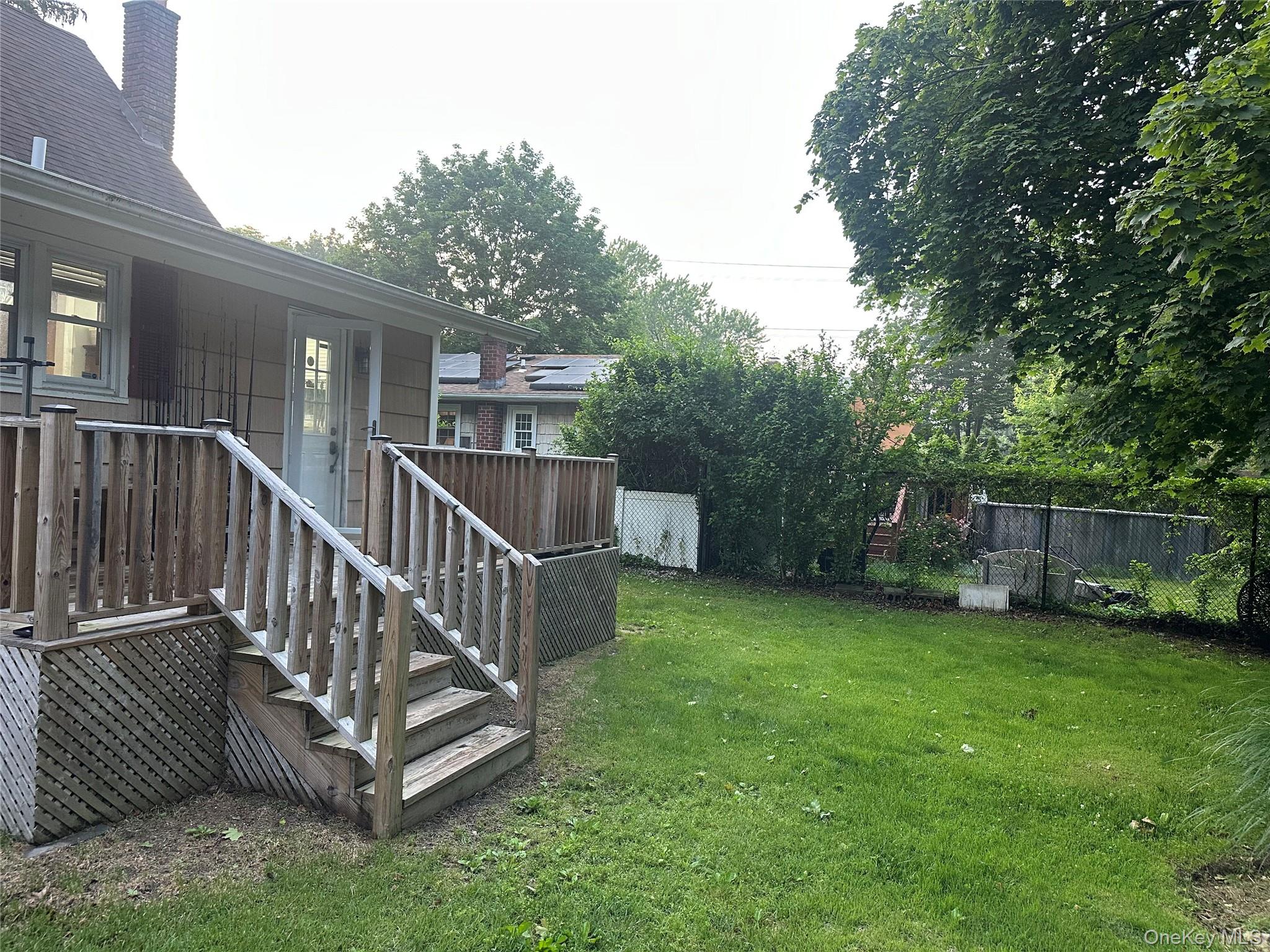 71 Crescent Street, Yaphank, NY 11980