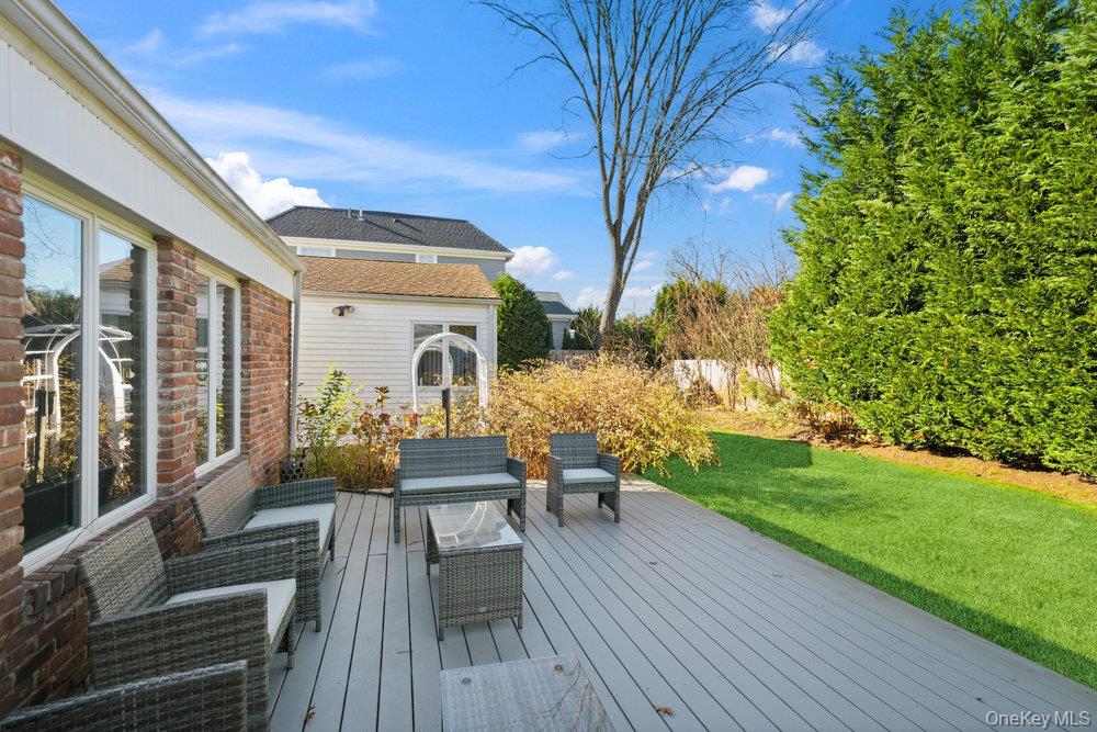 72 Lake End Road, Merrick, NY 11566