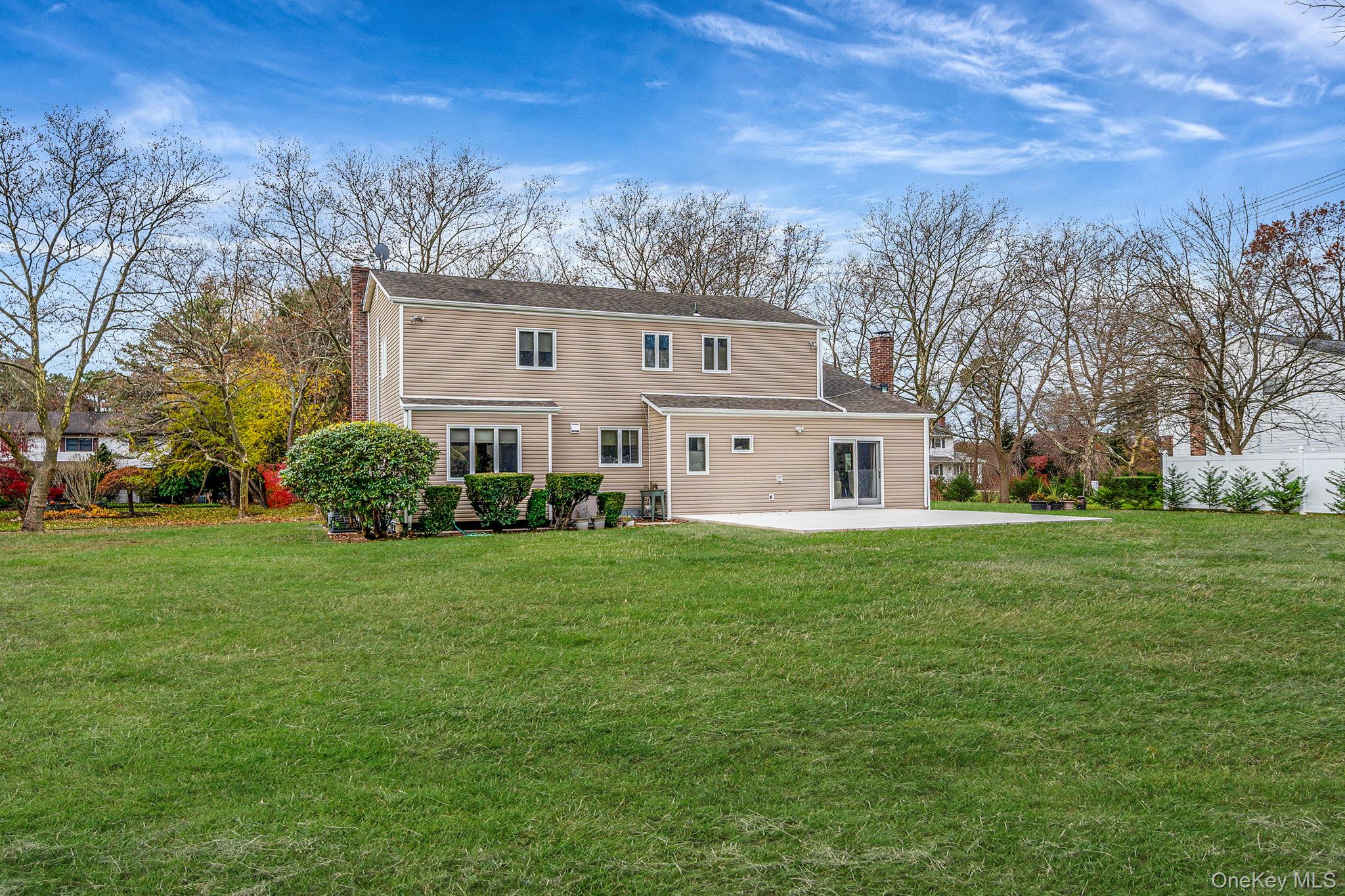 293 Marlin Street, Dix Hills, NY 11746