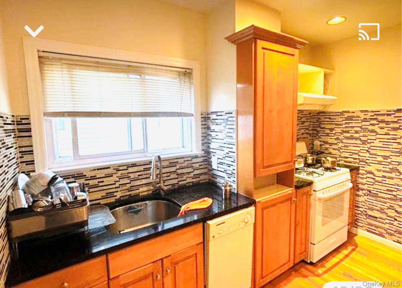 100 Broad Street, Williston Park, NY 11596