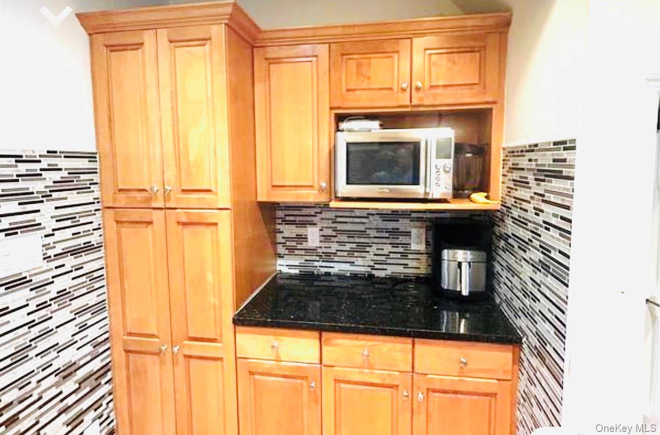 100 Broad Street, Williston Park, NY 11596