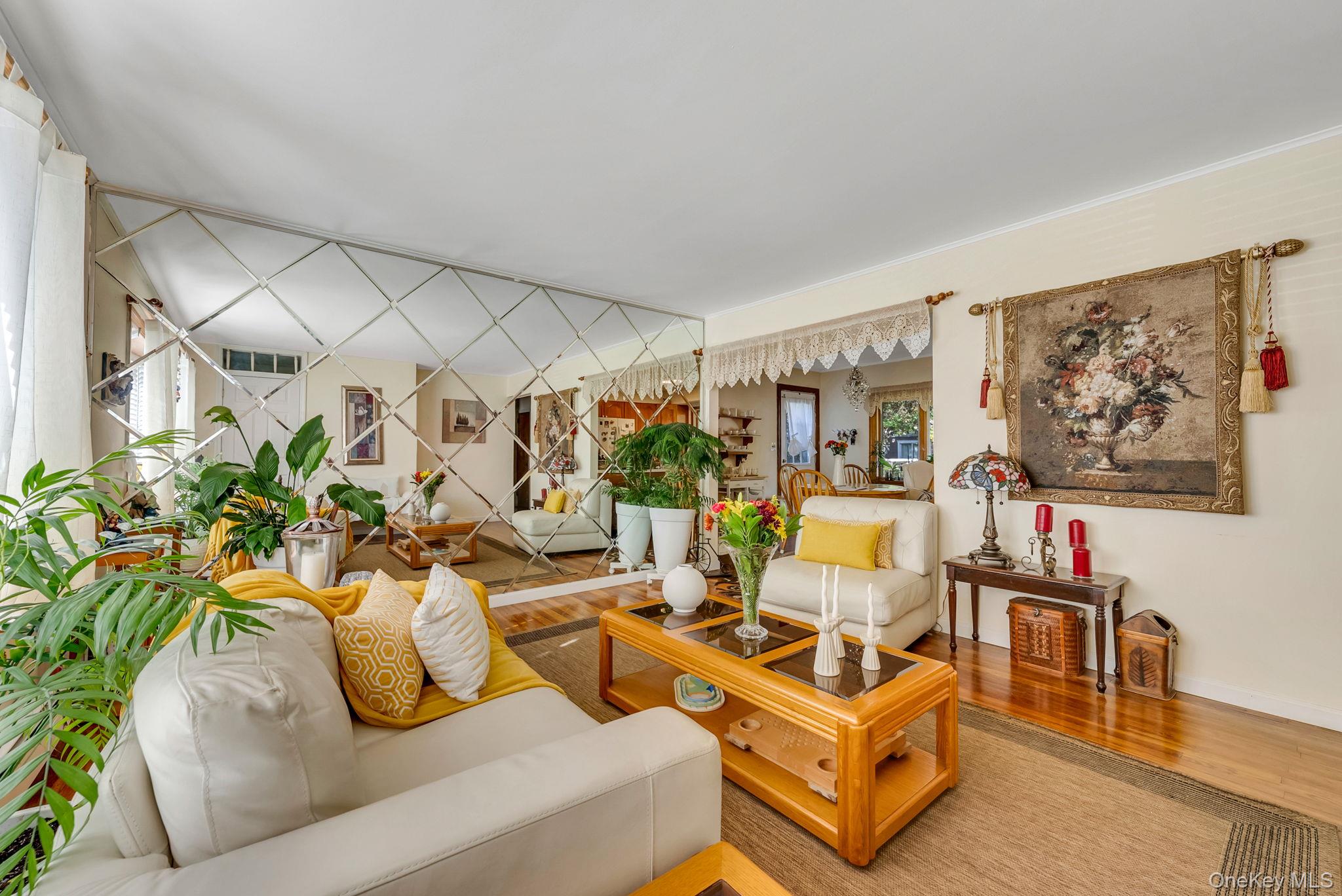 350 52nd Street, Lindenhurst, NY 11757