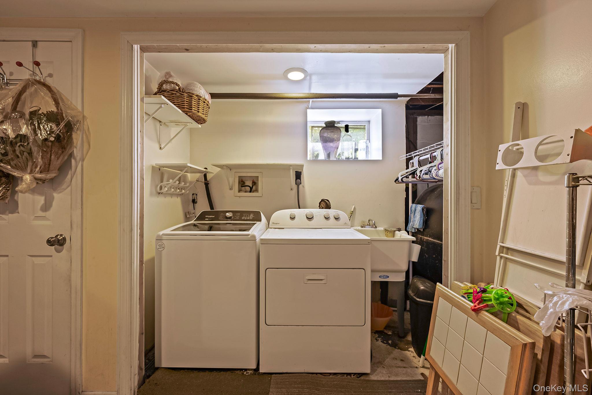 350 52nd Street, Lindenhurst, NY 11757