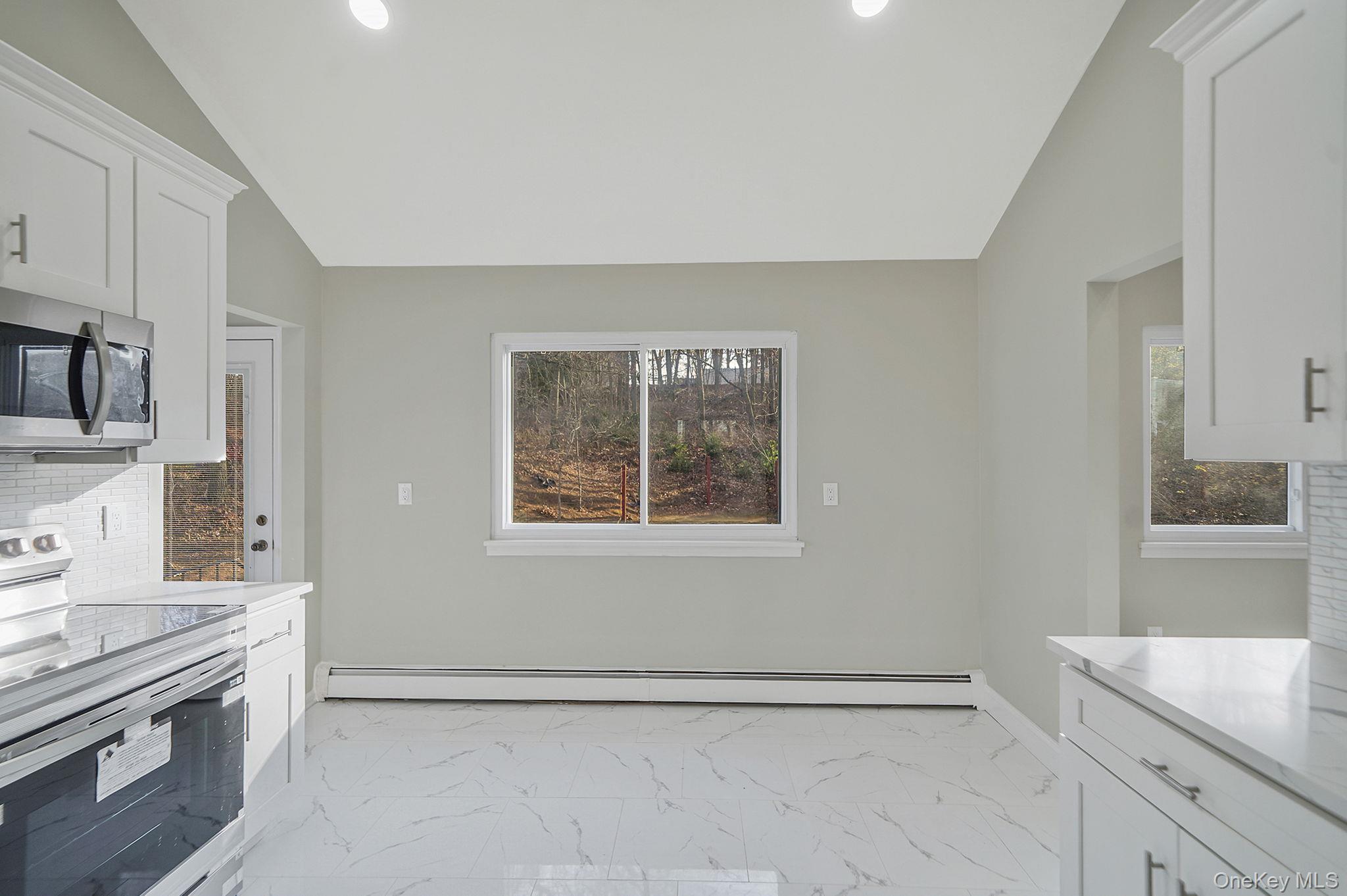 14 Clearview, Selden, NY 11784