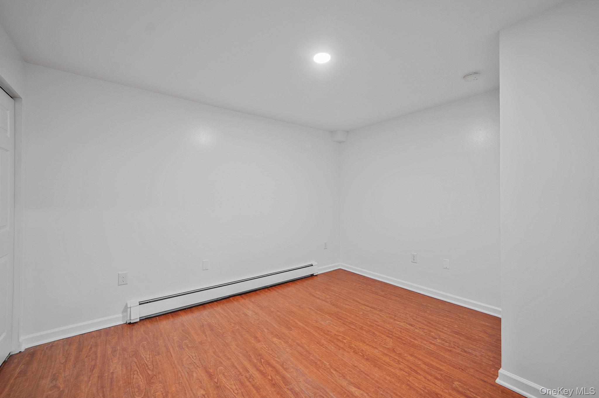 14 Clearview, Selden, NY 11784