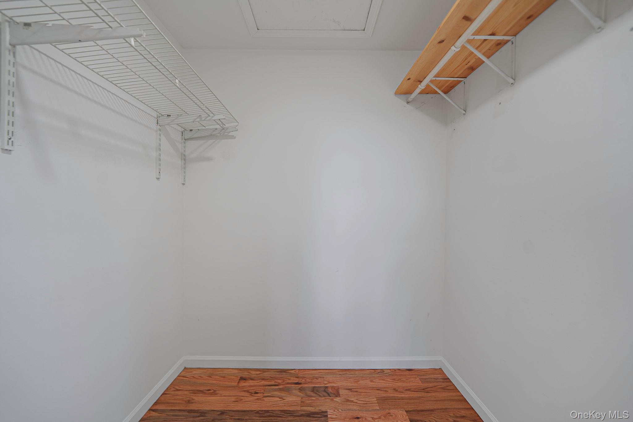 14 Clearview, Selden, NY 11784