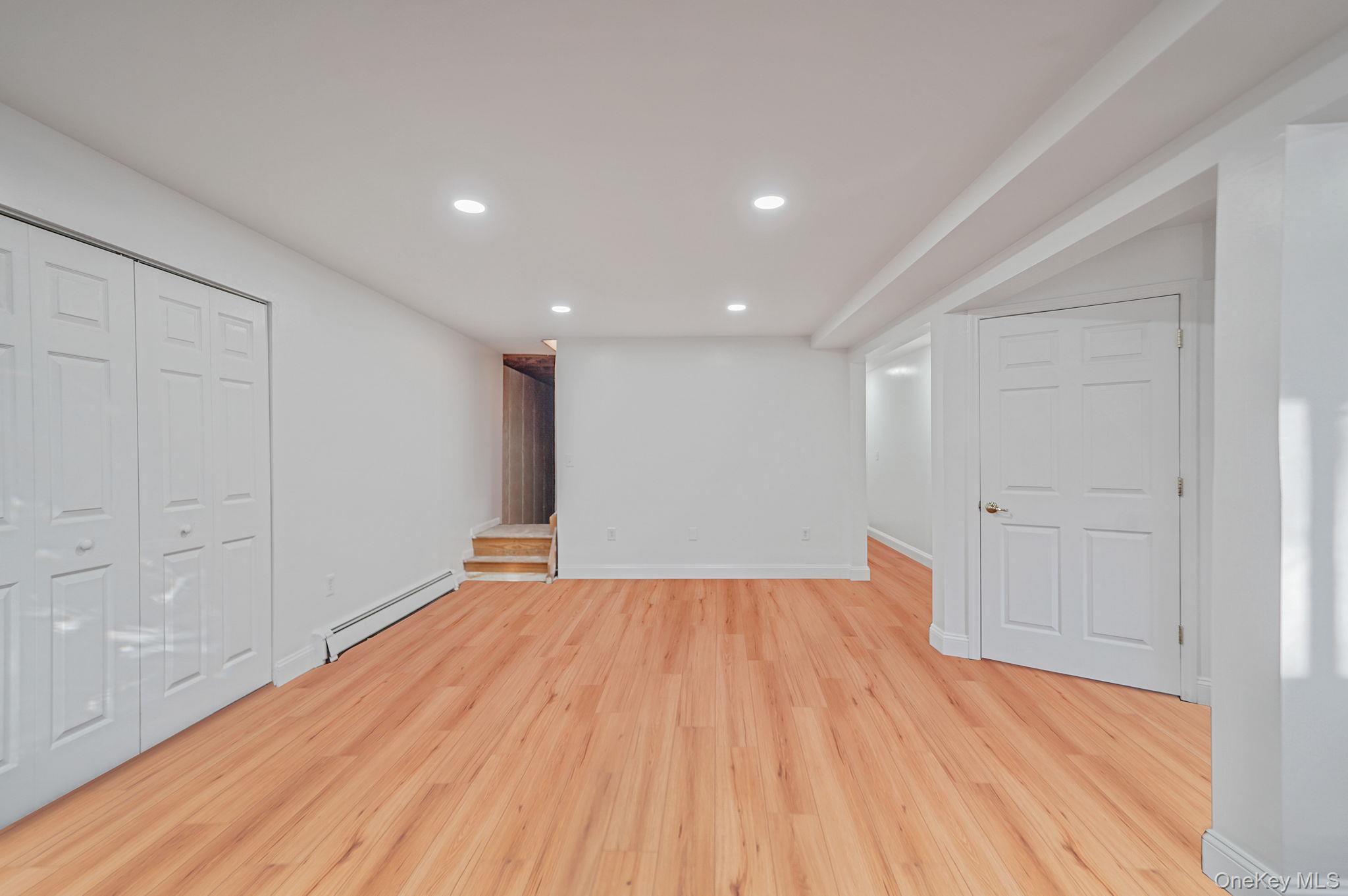 14 Clearview, Selden, NY 11784