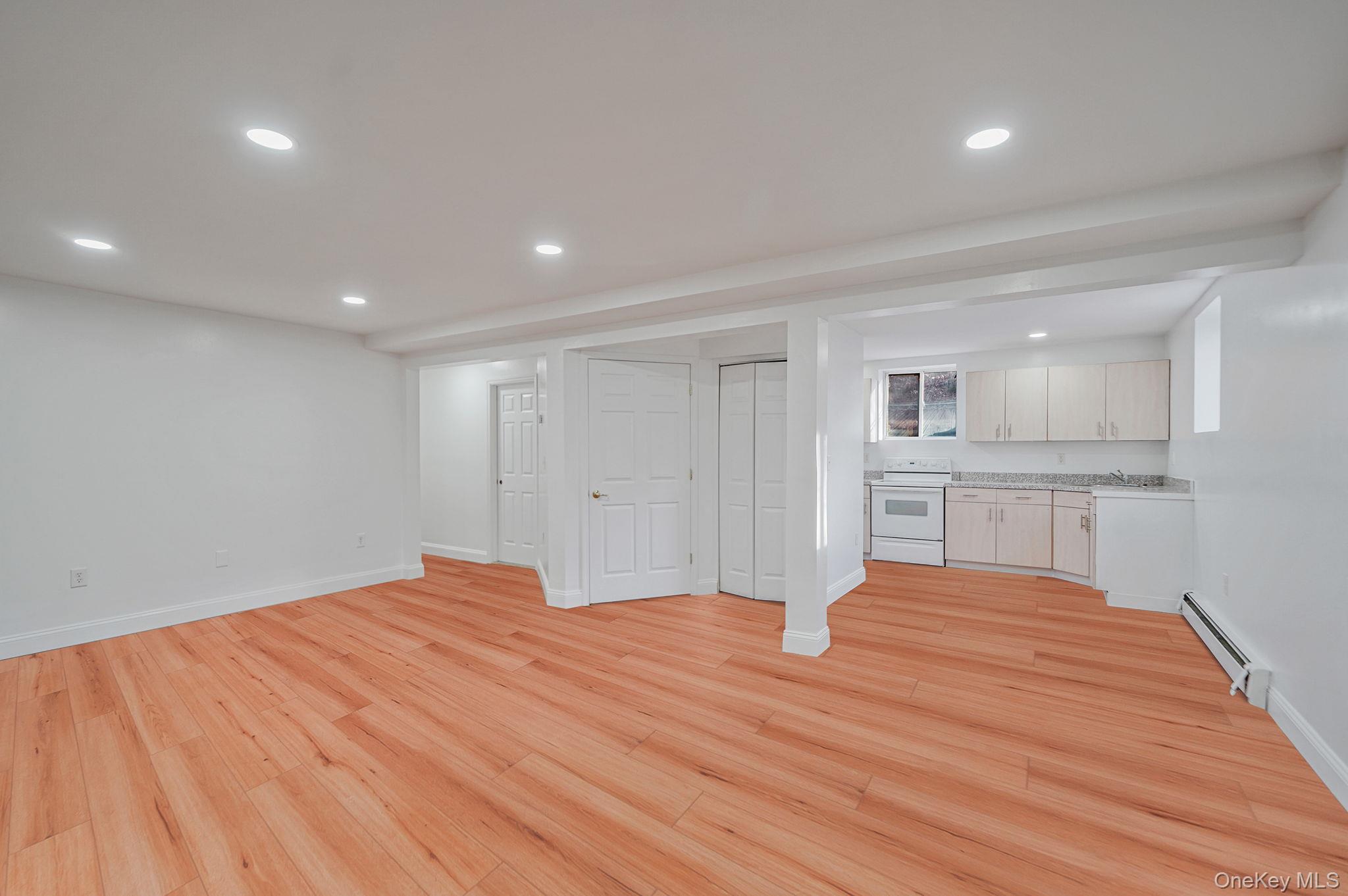 14 Clearview, Selden, NY 11784