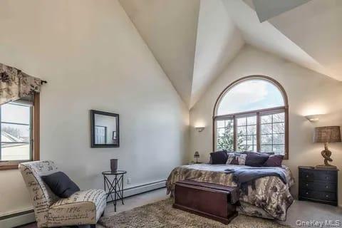 24 Cable Lane, Hicksville, NY 11801