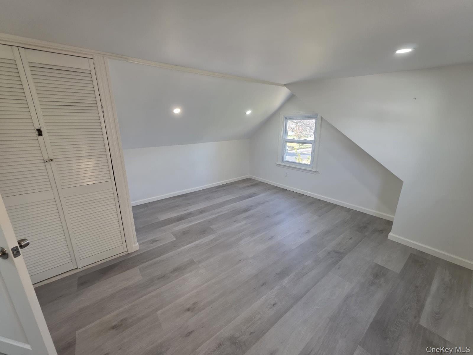 113 Yoakum Avenue, Farmingdale, NY 11735