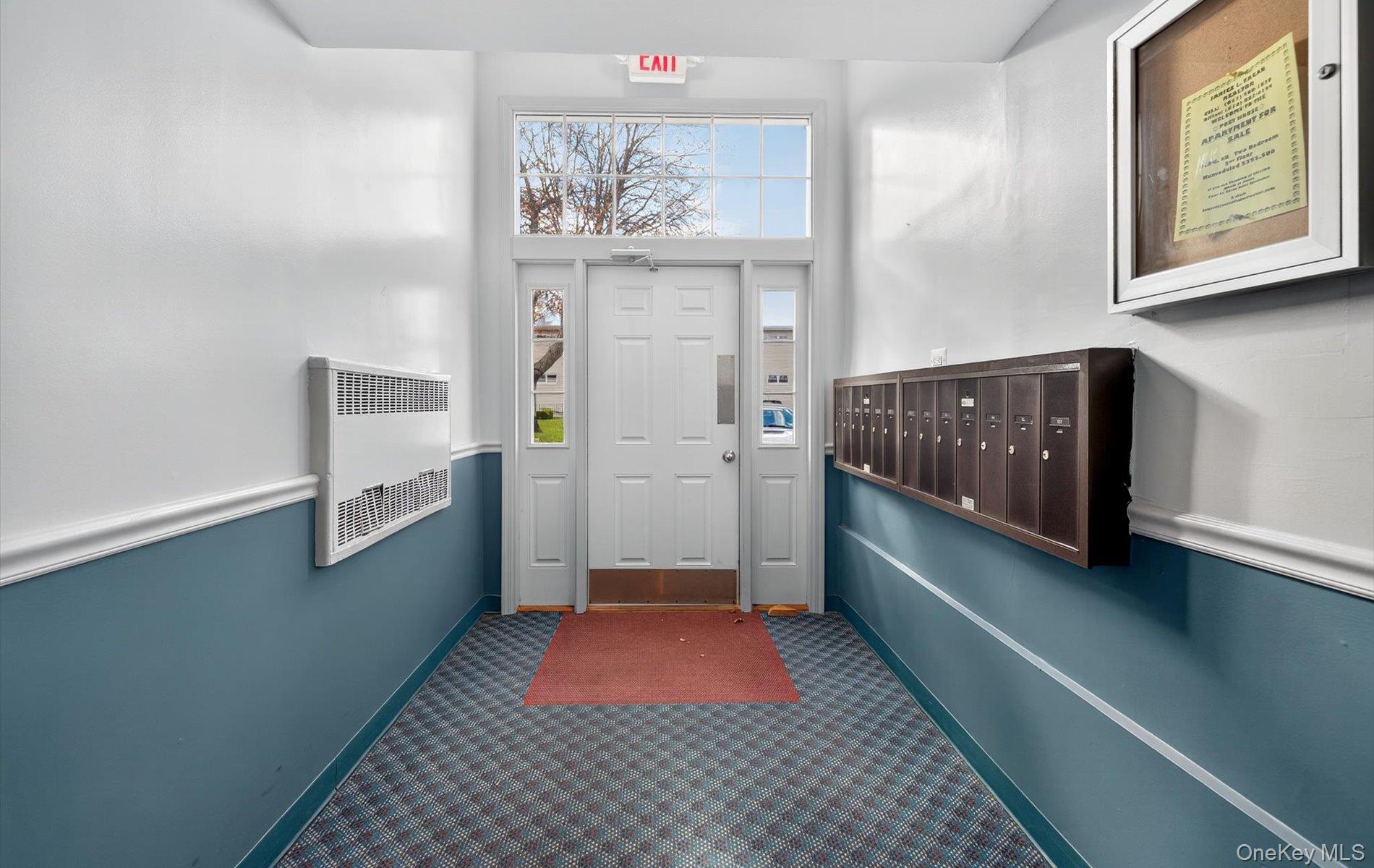 324 Post Avenue # 10F, Westbury, NY 11590