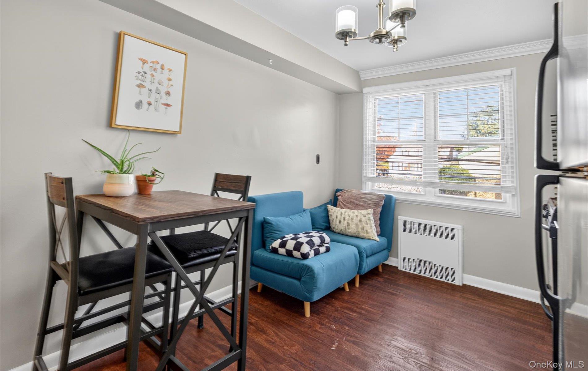 324 Post Avenue # 10F, Westbury, NY 11590