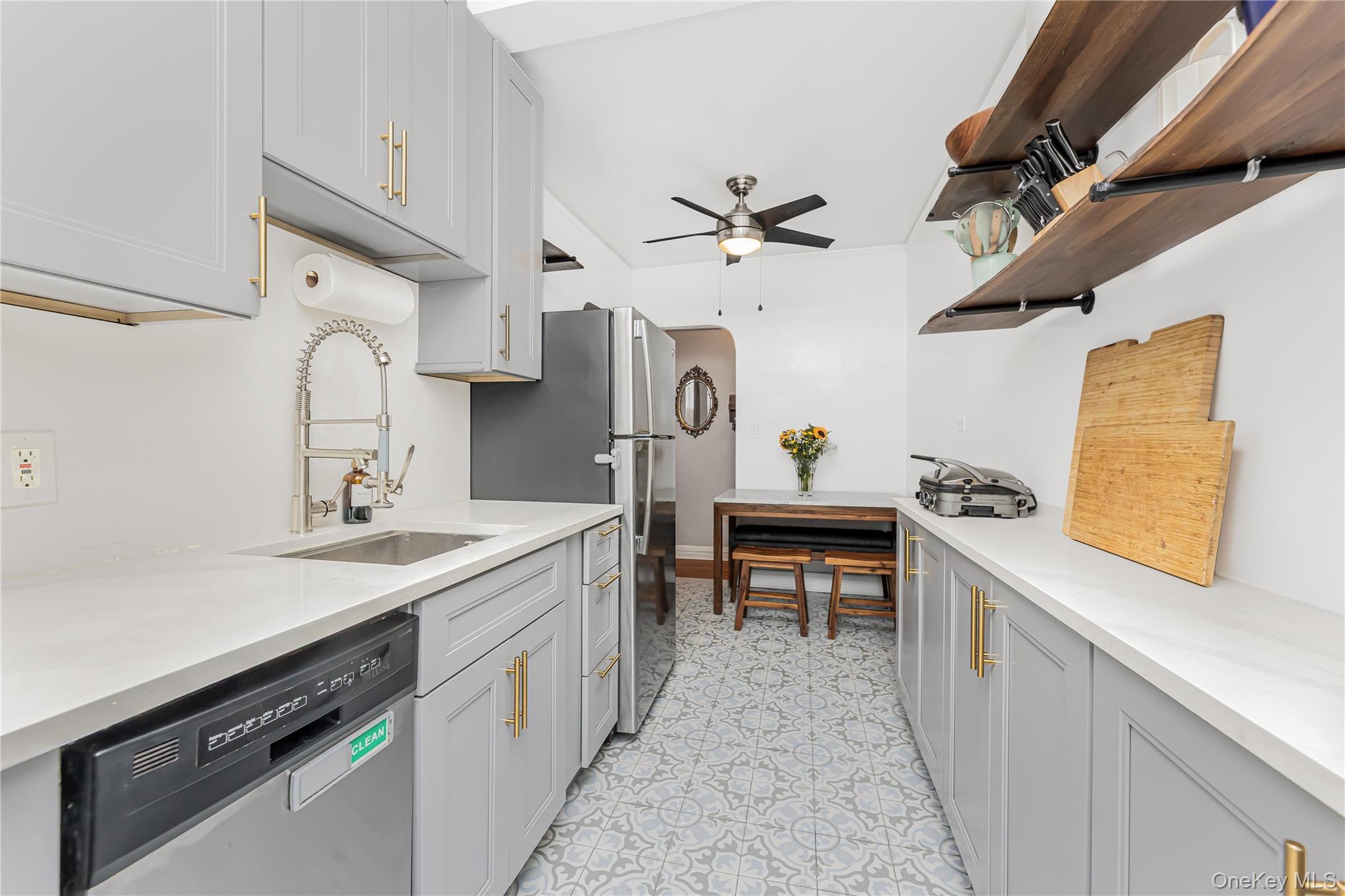 306 E Mosholu Parkway S # 1D, Bronx, NY 10458