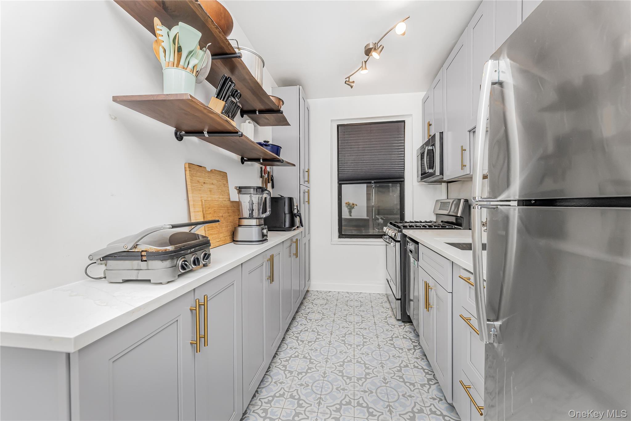 306 E Mosholu Parkway S # 1D, Bronx, NY 10458