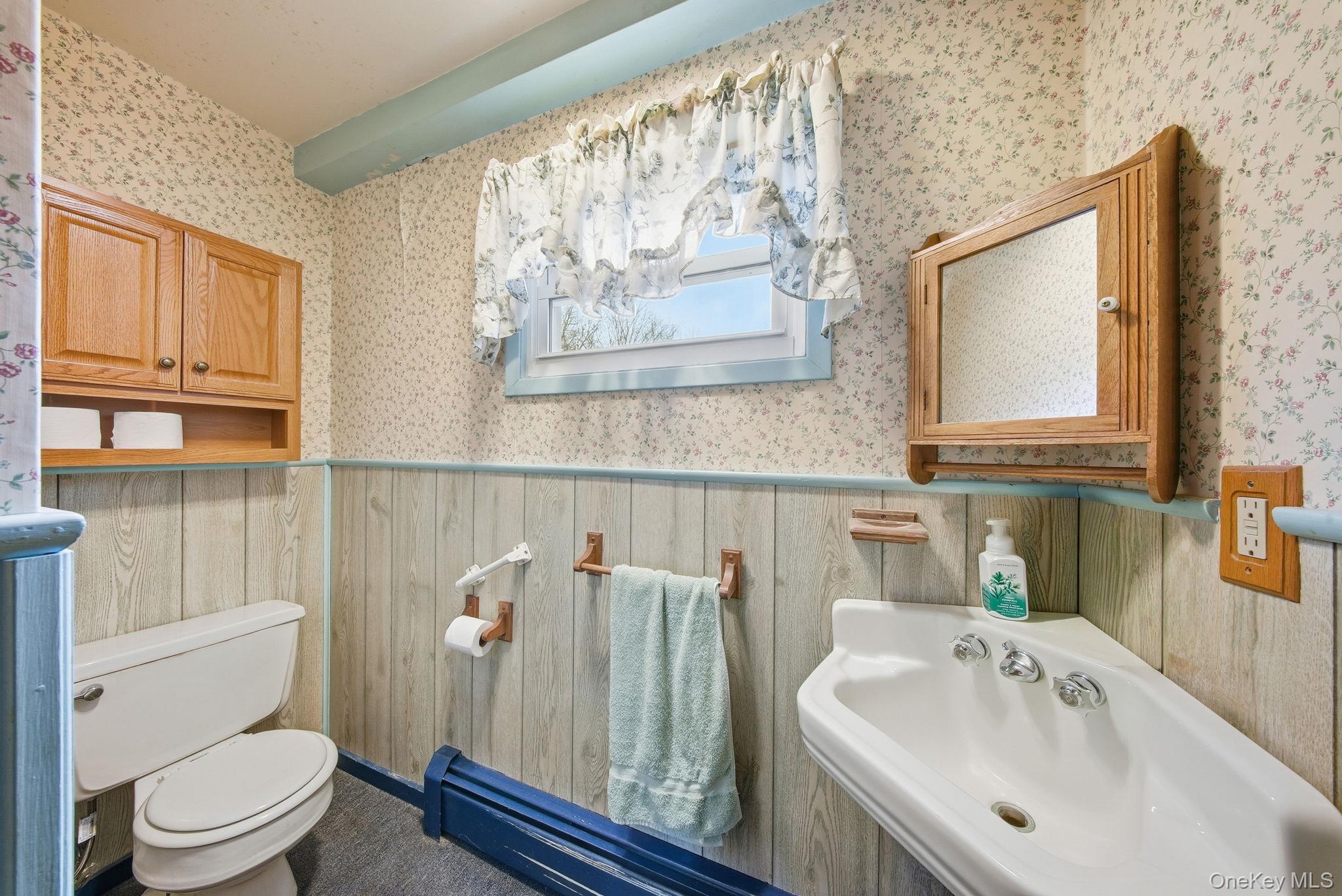 16 Mountain Avenue, Middletown, NY 10940