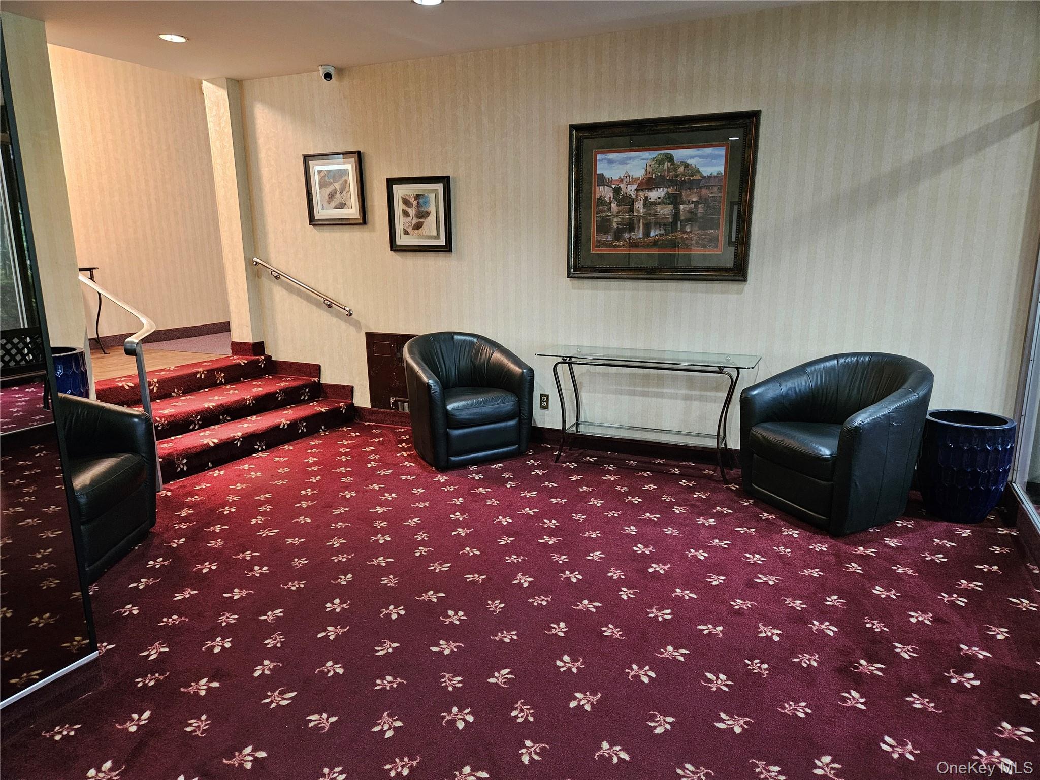 463 Summit Avenue # 2F, Cedarhurst, NY 11516