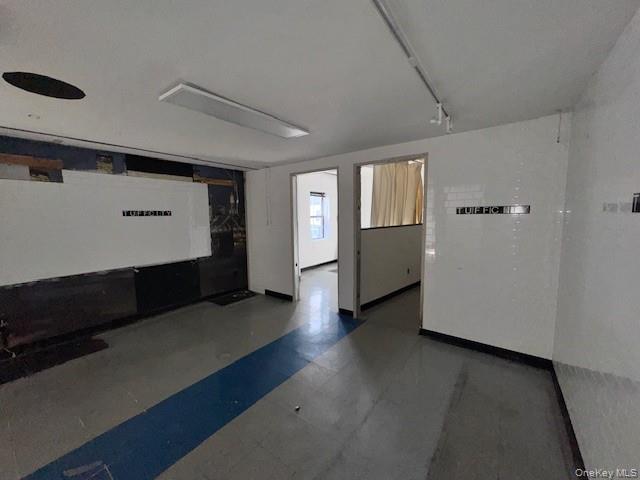 650 E Fordham Road, Bronx, NY 10458