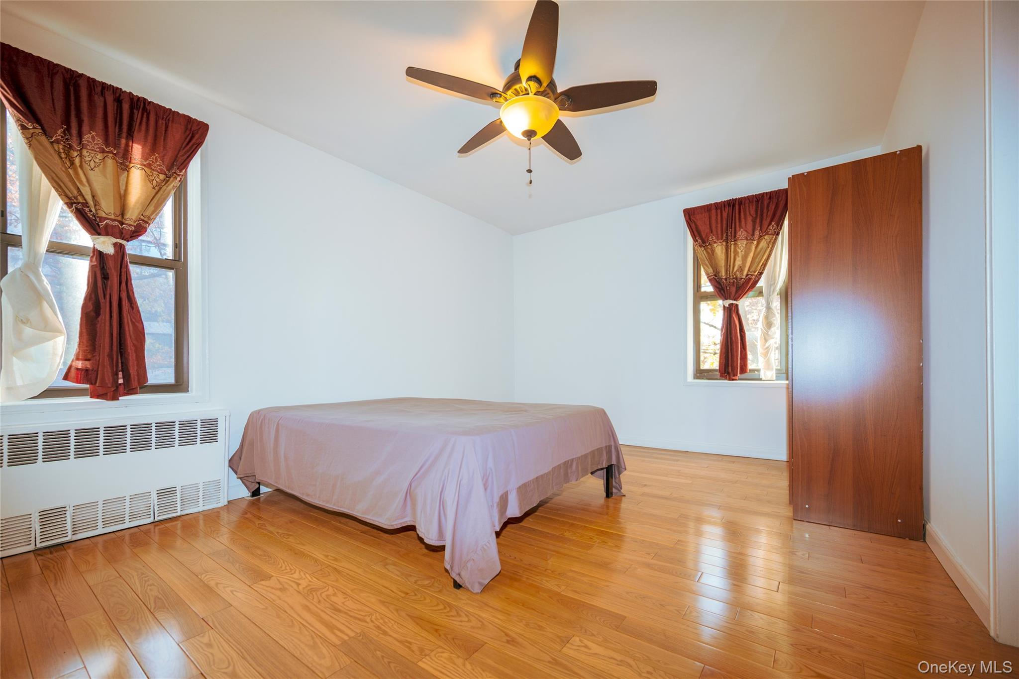 33-44 Junction Boulevard # 2V, Jackson Heights, NY 11372