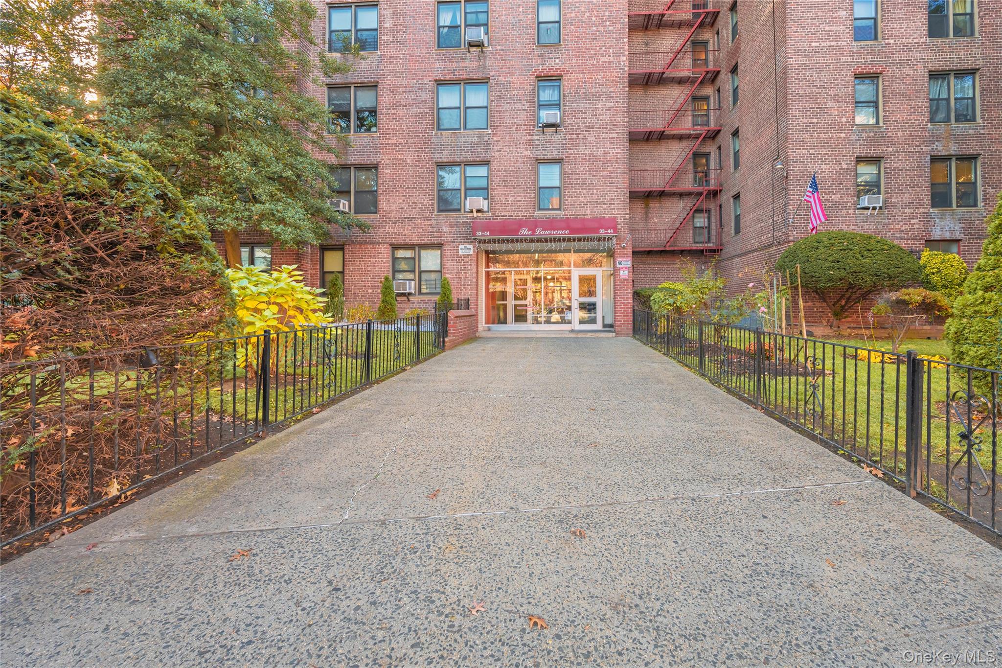 33-44 Junction Boulevard # 2V, Jackson Heights, NY 11372