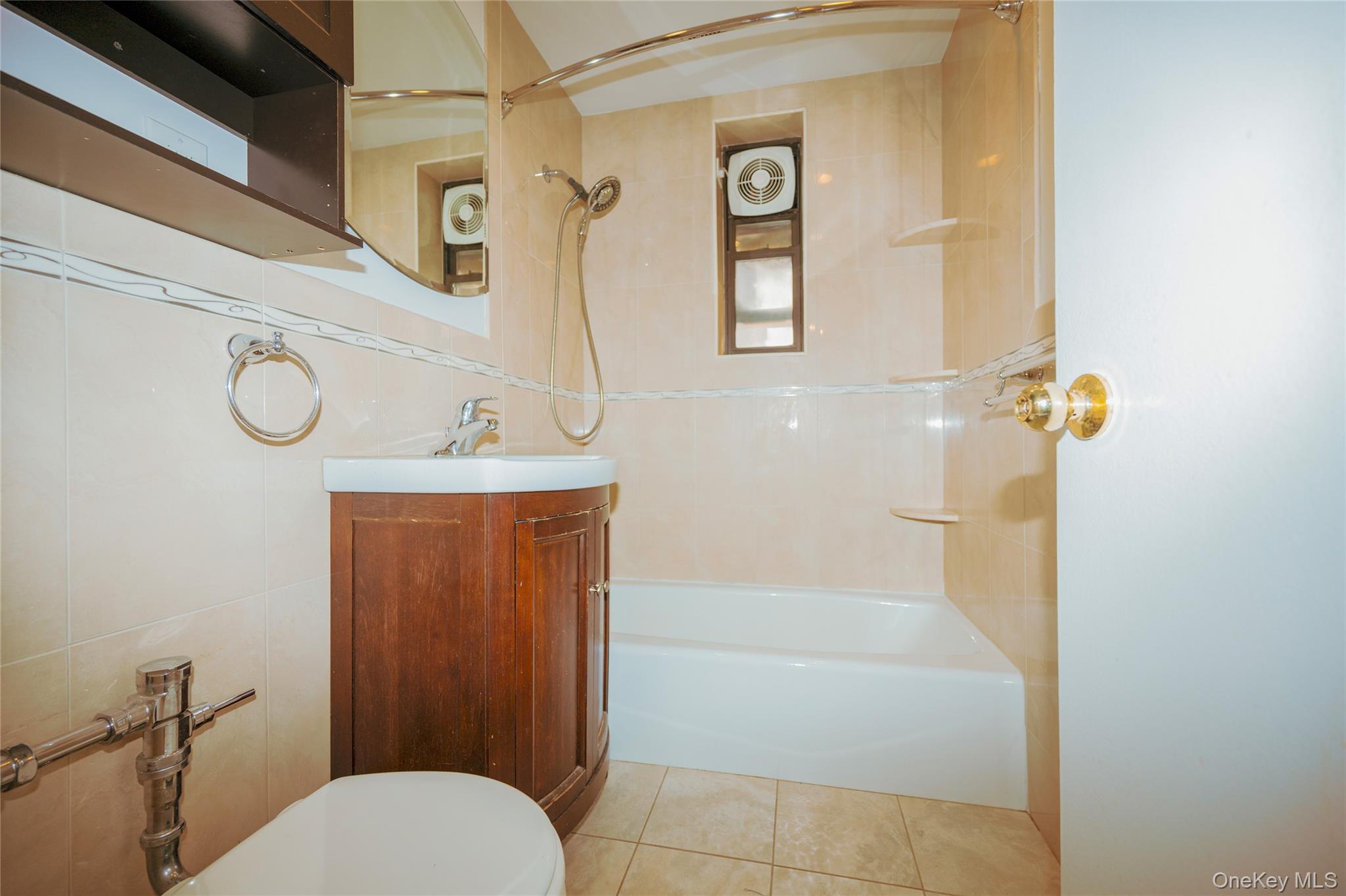 33-44 Junction Boulevard # 2V, Jackson Heights, NY 11372