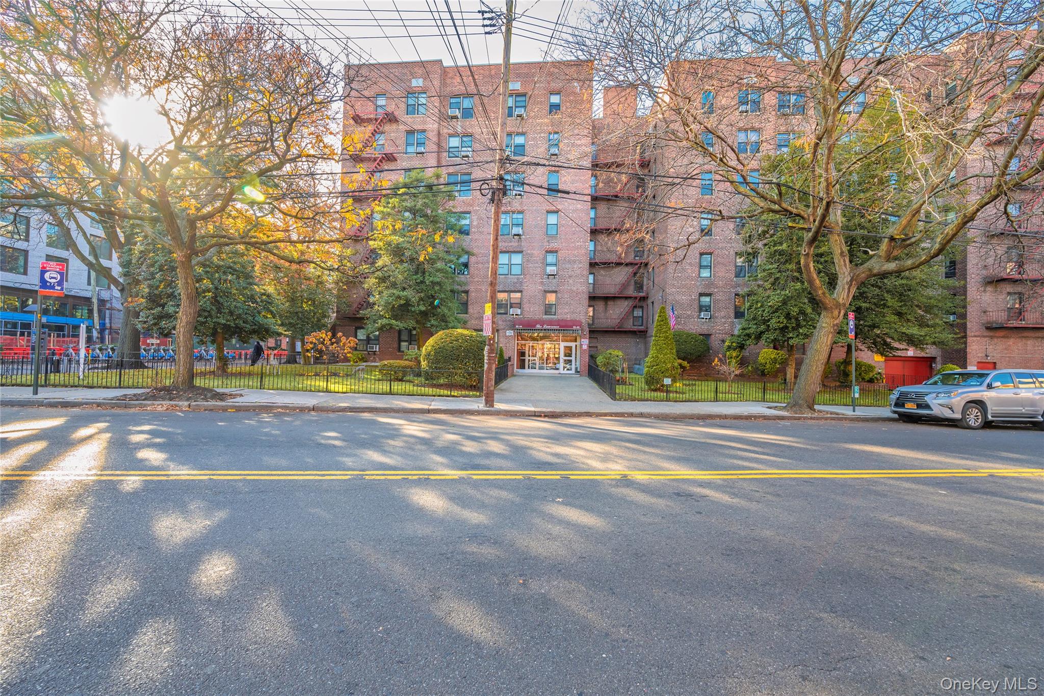 33-44 Junction Boulevard # 2V, Jackson Heights, NY 11372