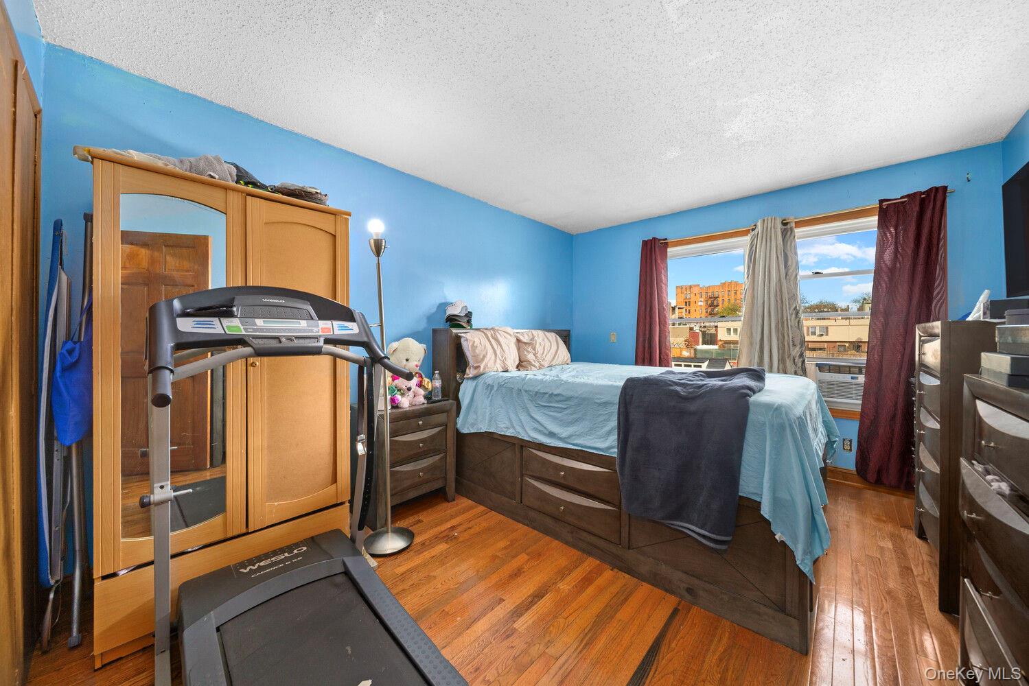 79 AMBOY Street, Brooklyn, NY 11212