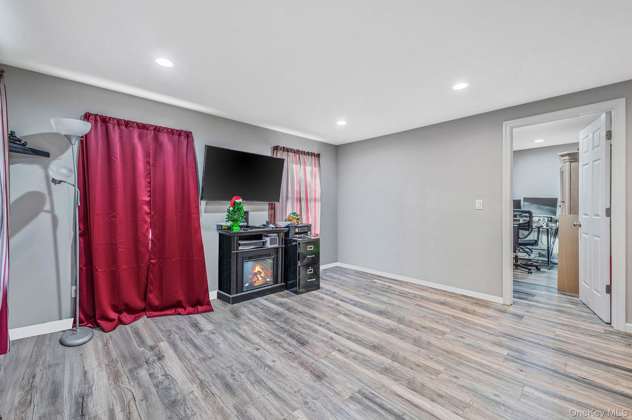 15 Lafayette Drive, Shirley, NY 11967