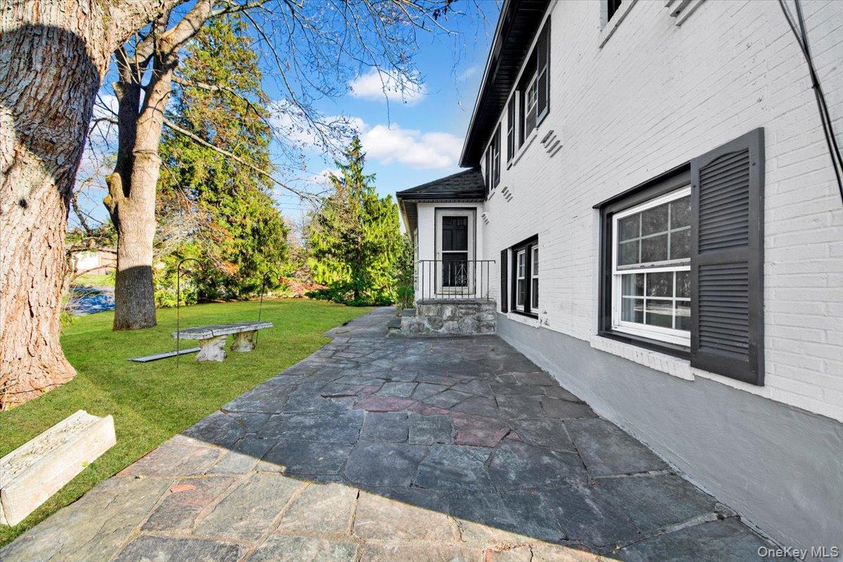 335 Lewis Avenue, Yorktown Heights, NY 10598