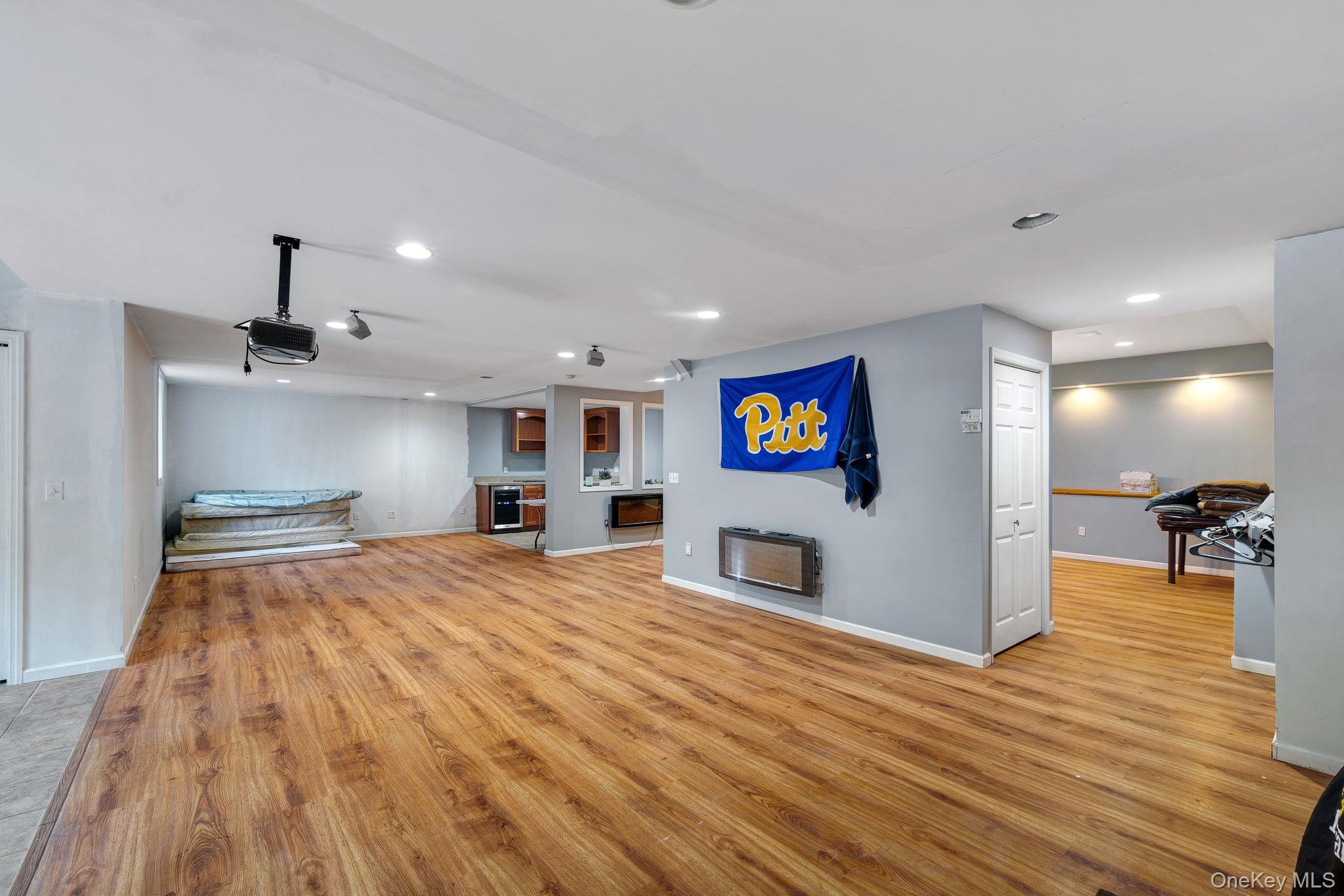 1010 Pine View, New Windsor, NY 12553